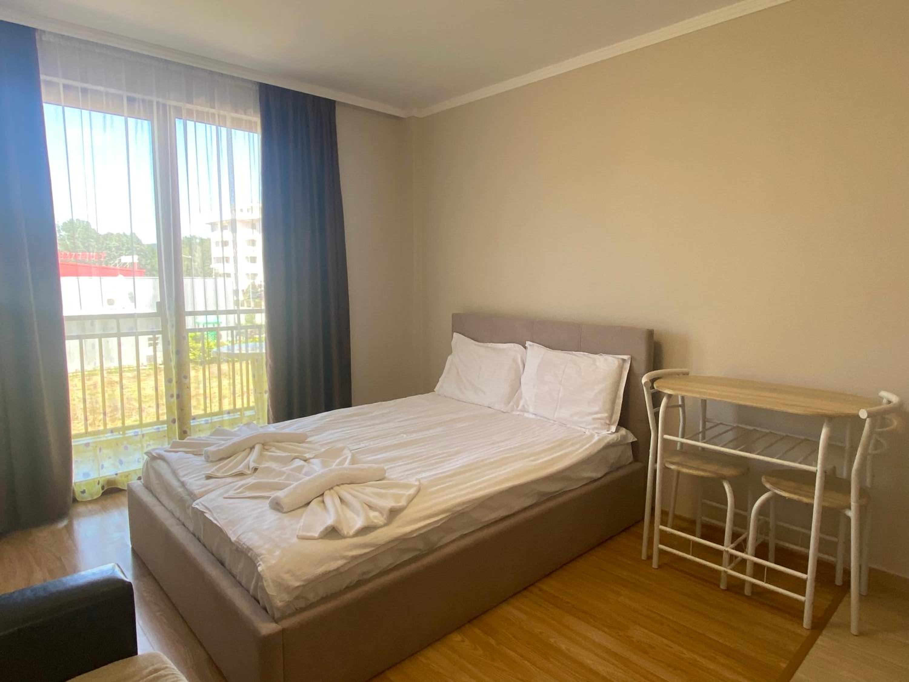 SUMMER BREЕZE 204 Private Studio Sunny Beach