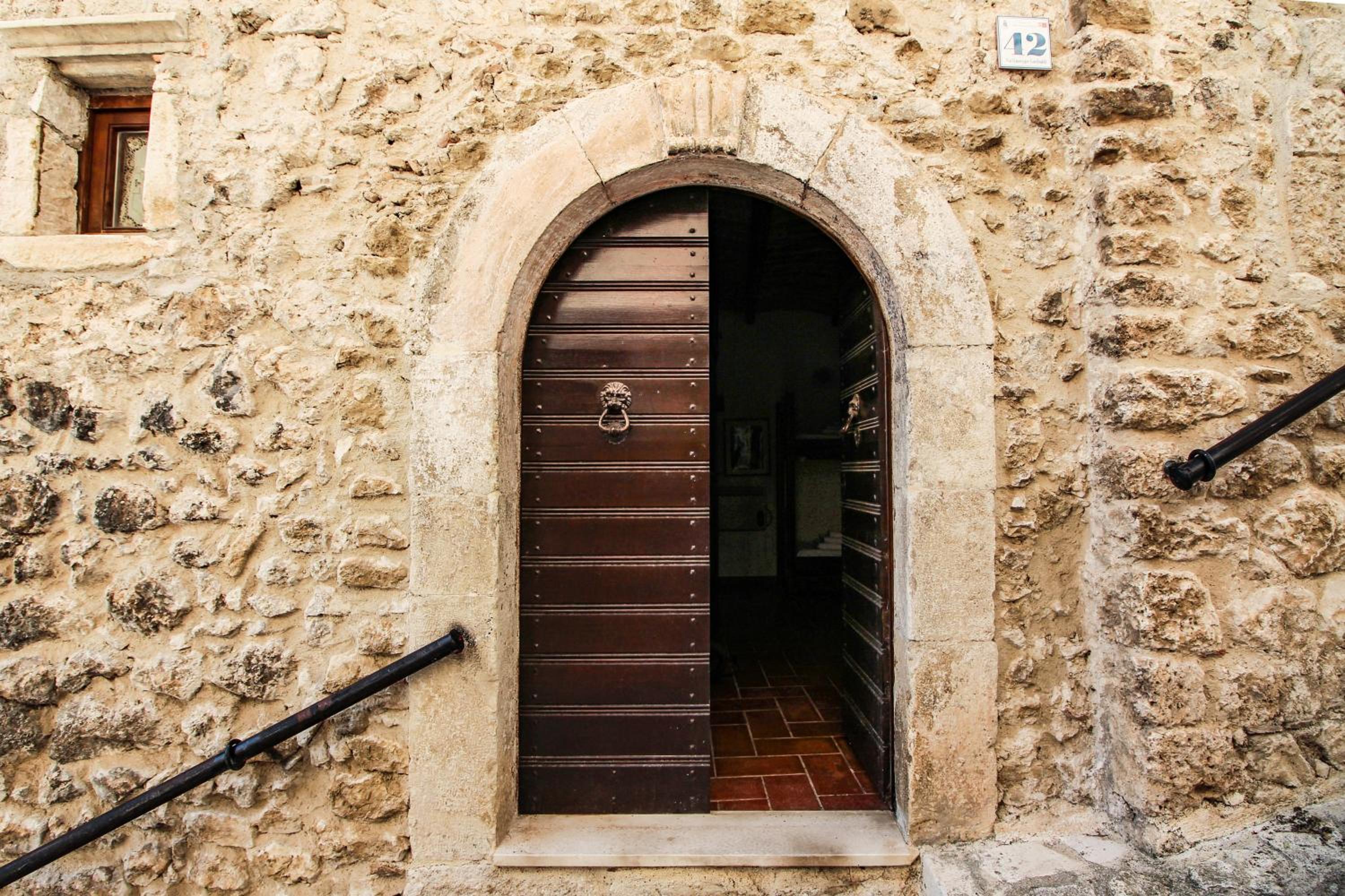 Photo 18