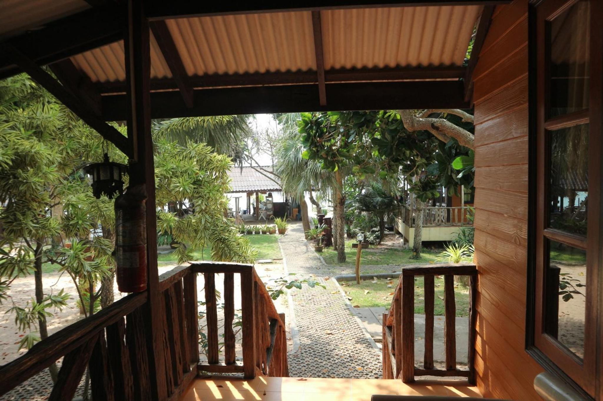 Photo 42