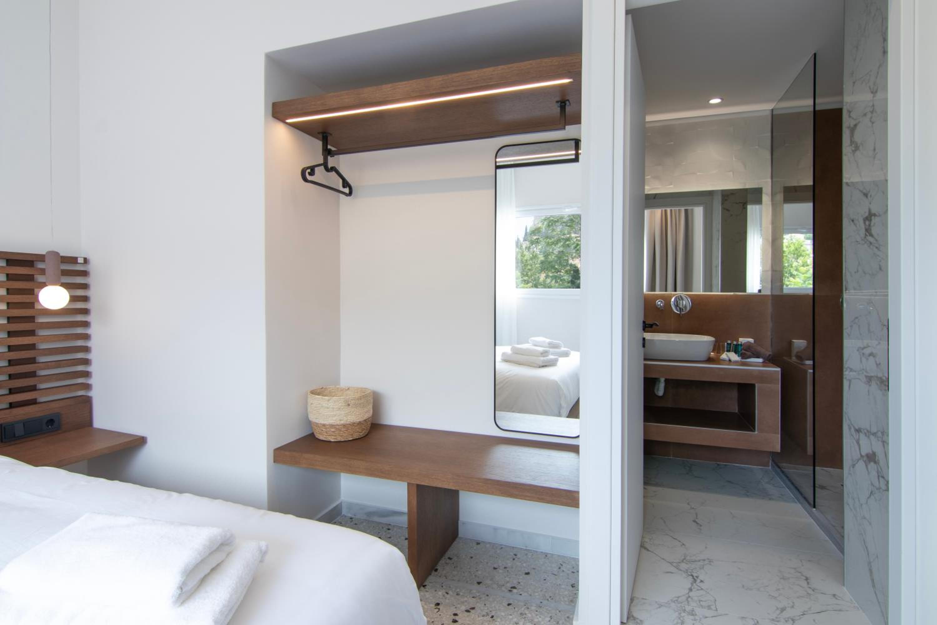 Mythodea Athens Suites