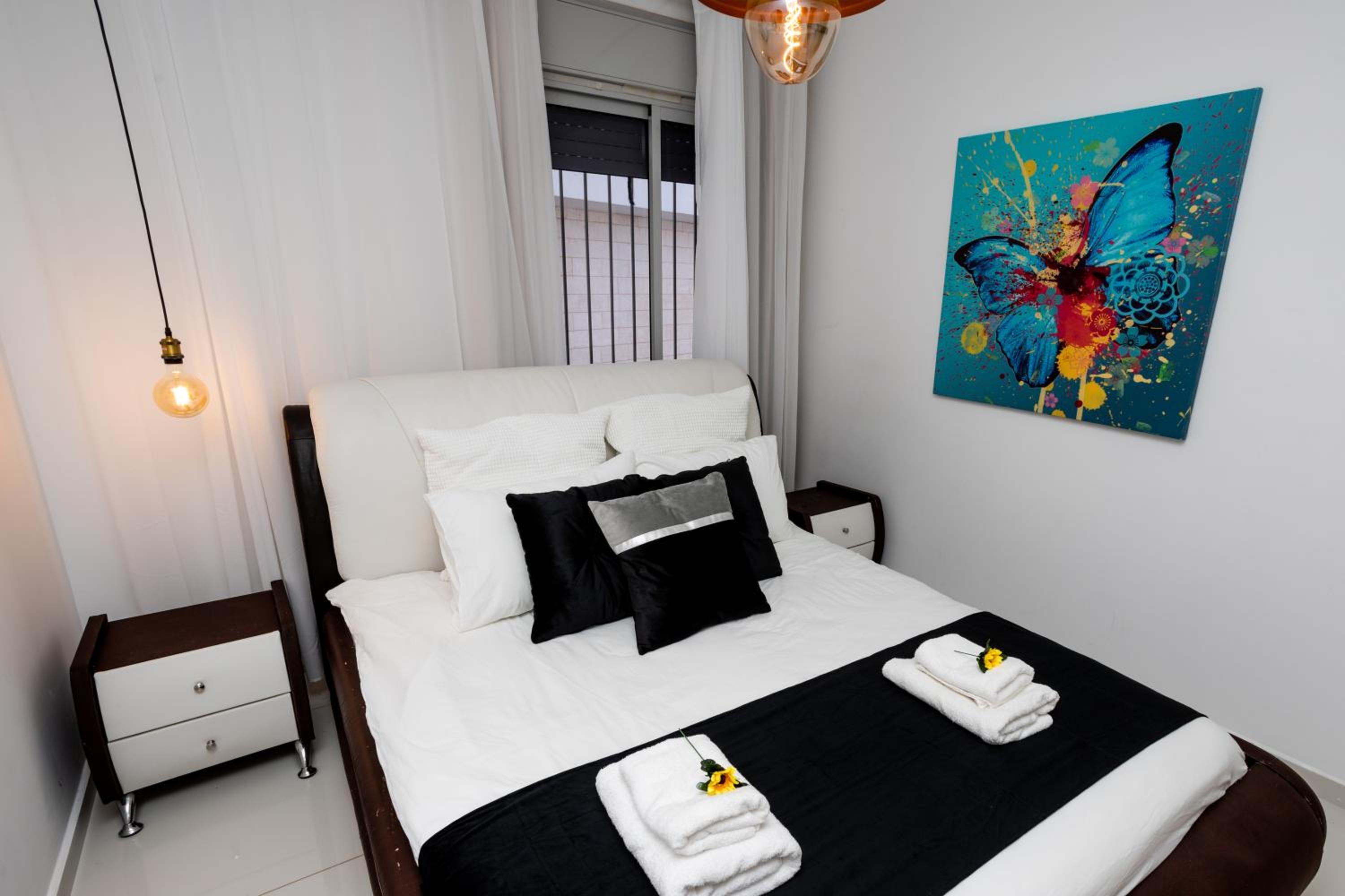 YalaRent Mountainside Duplexes with Private Pool