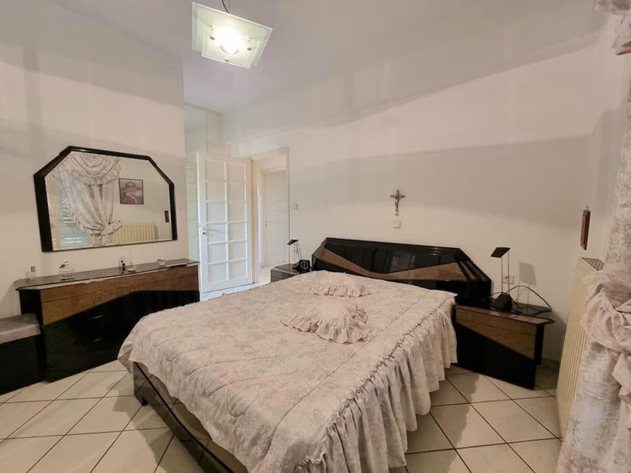Heraklion flat , near the aiport view 4