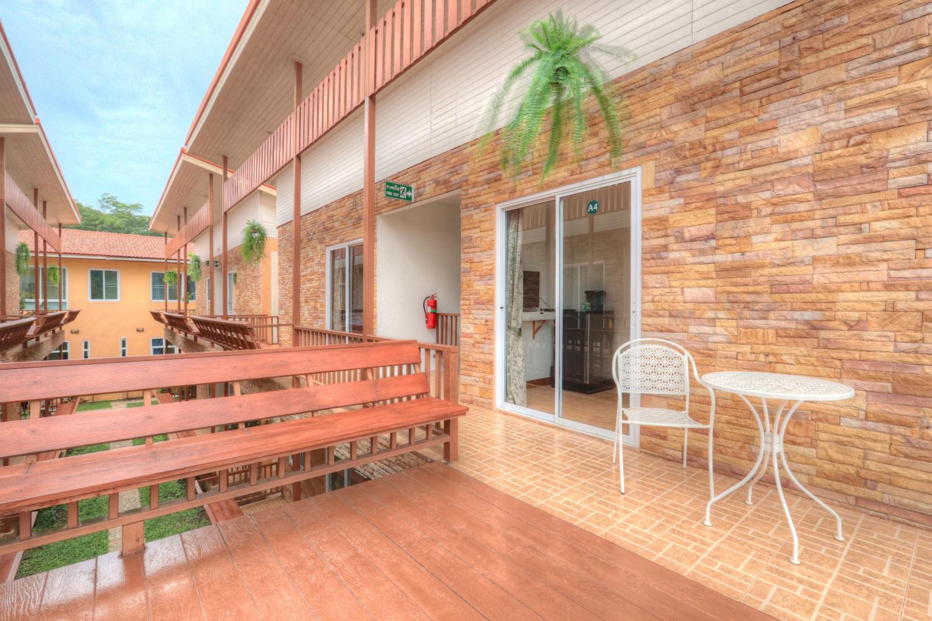 balcony
