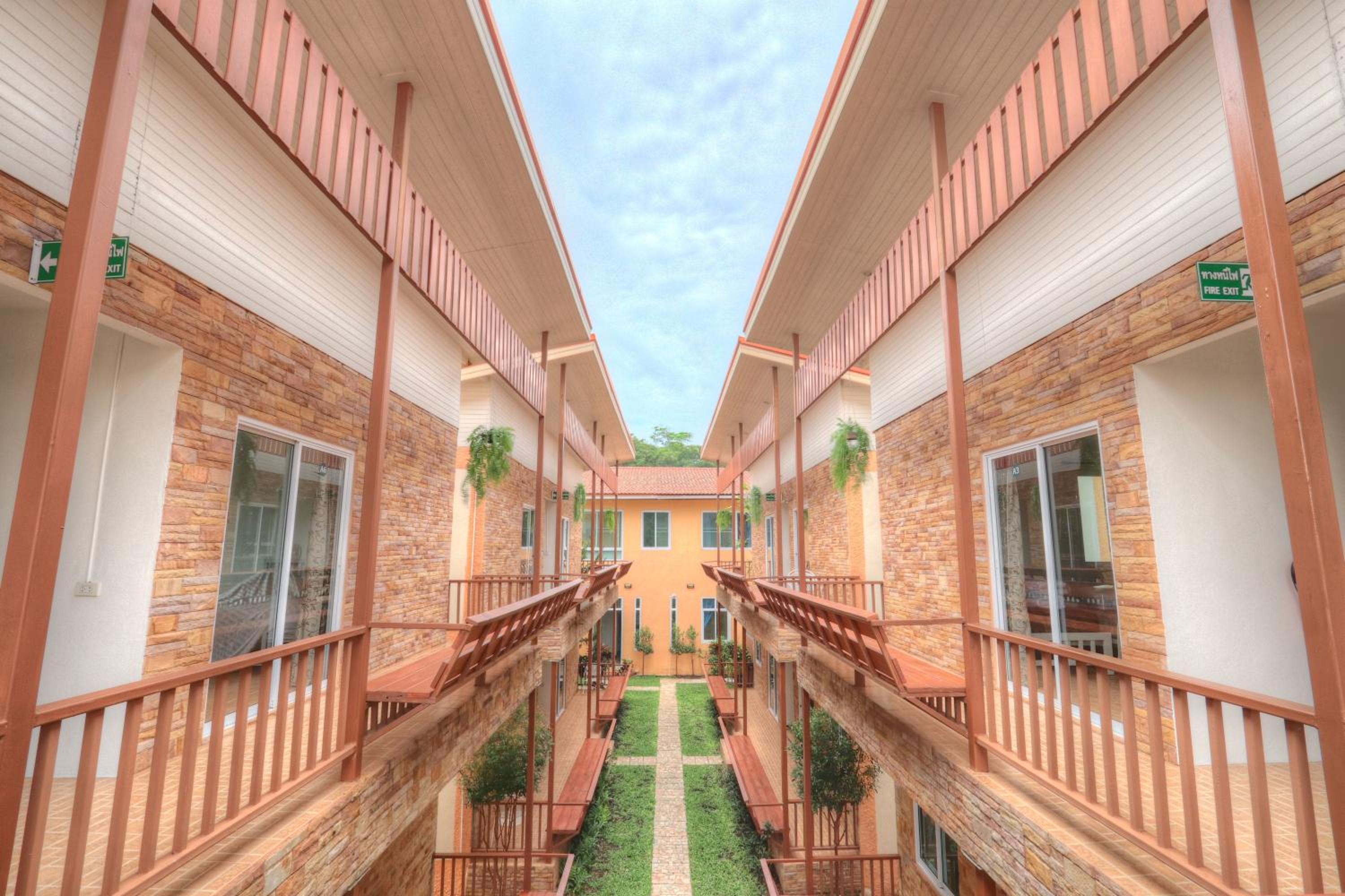 balcony