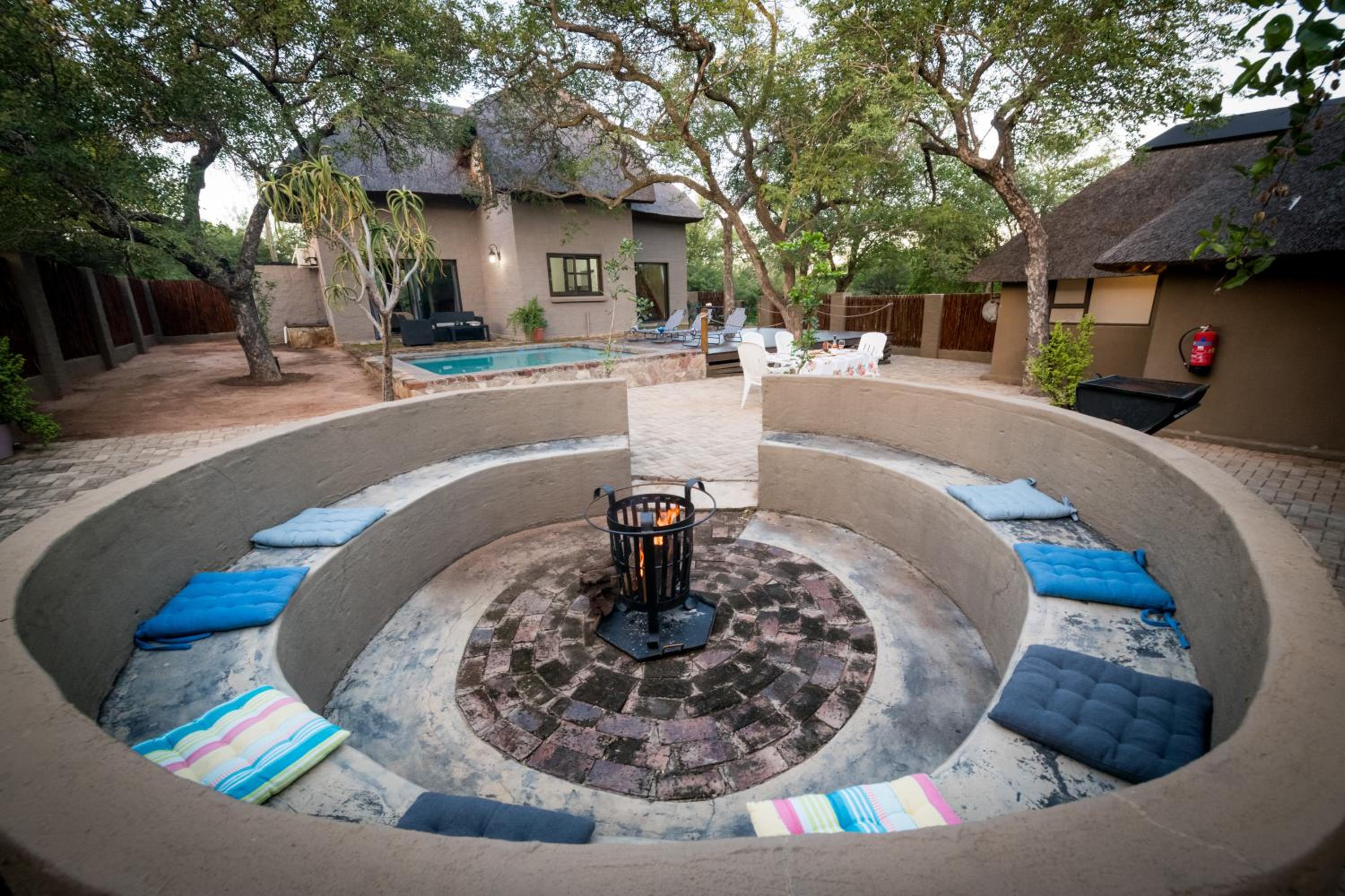 Nkanyi Wildlife House & Cottage view 4