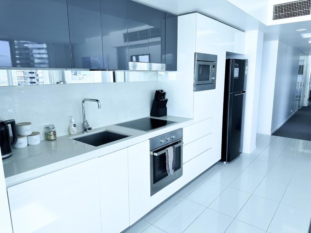 LUXURY APARTMENT- with WATER VIEWS FROM EVERY DIRECTION