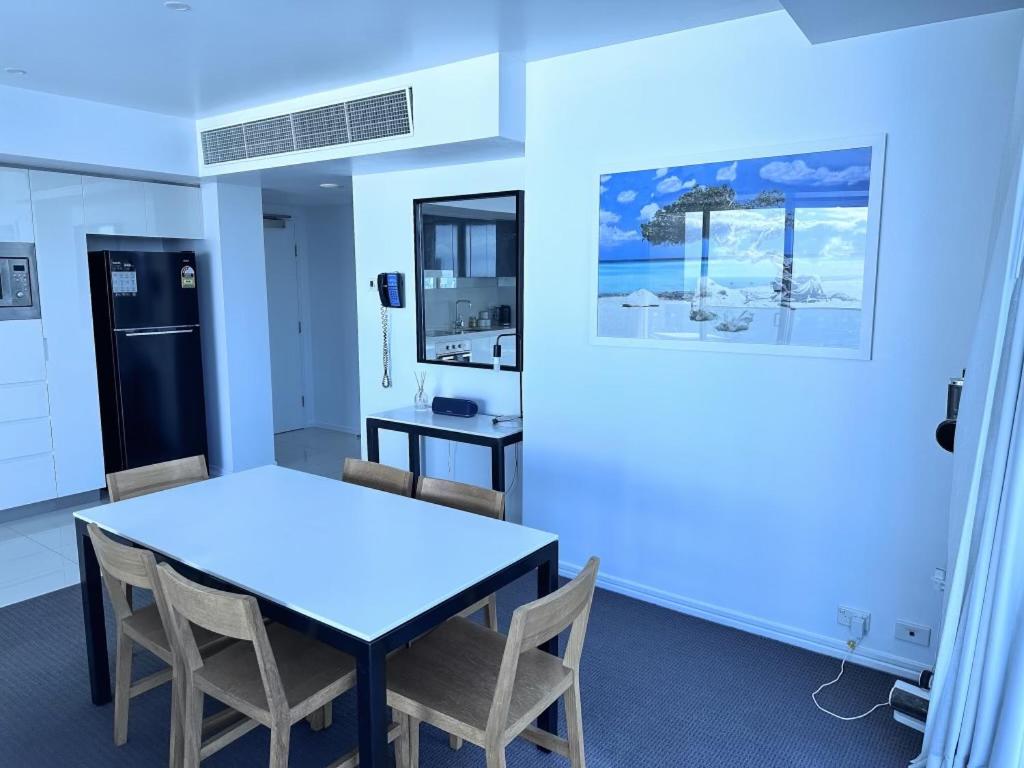 LUXURY APARTMENT- with WATER VIEWS FROM EVERY DIRECTION