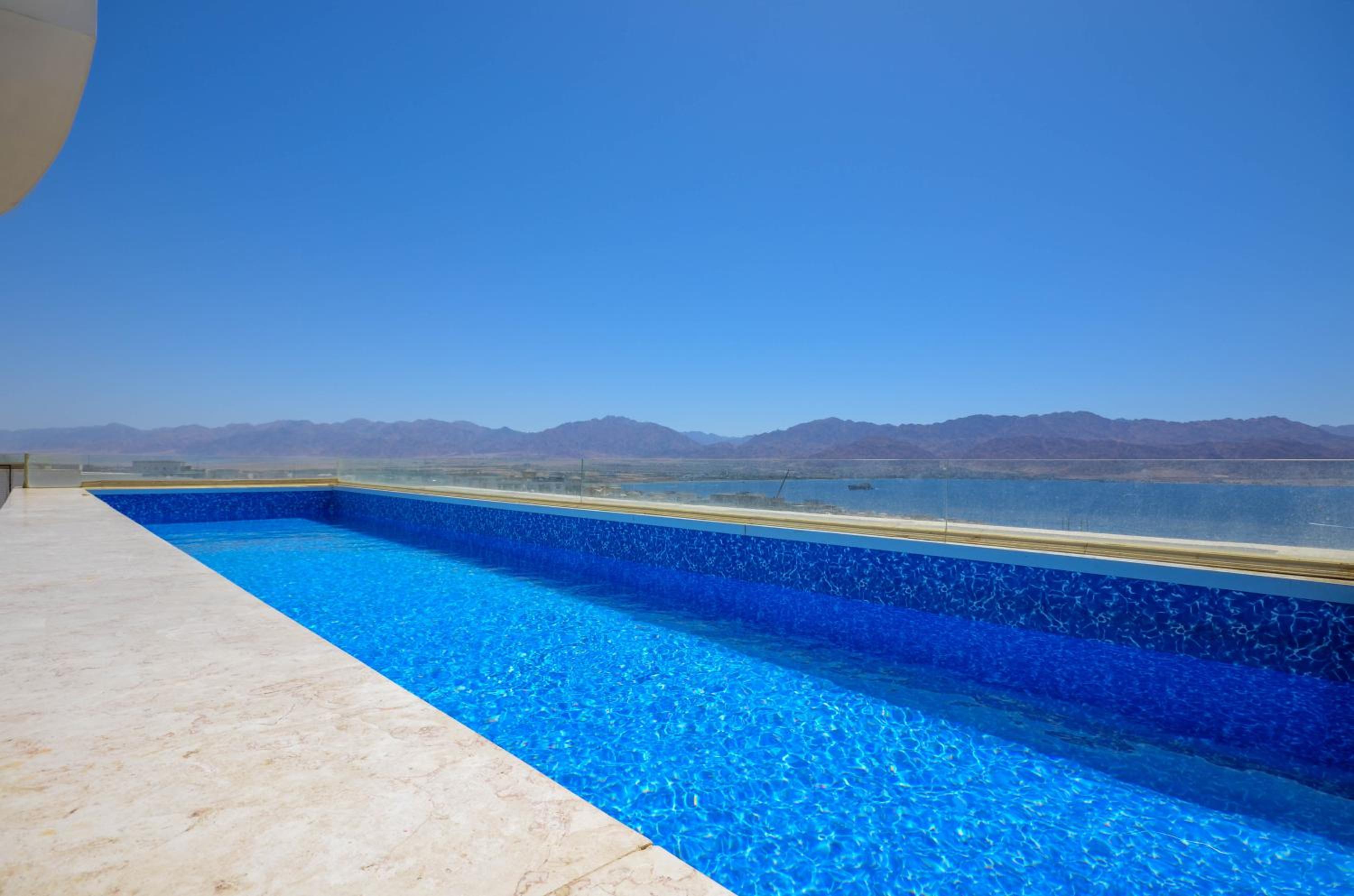 YalaRent Mountainside Duplexes with Private Pool