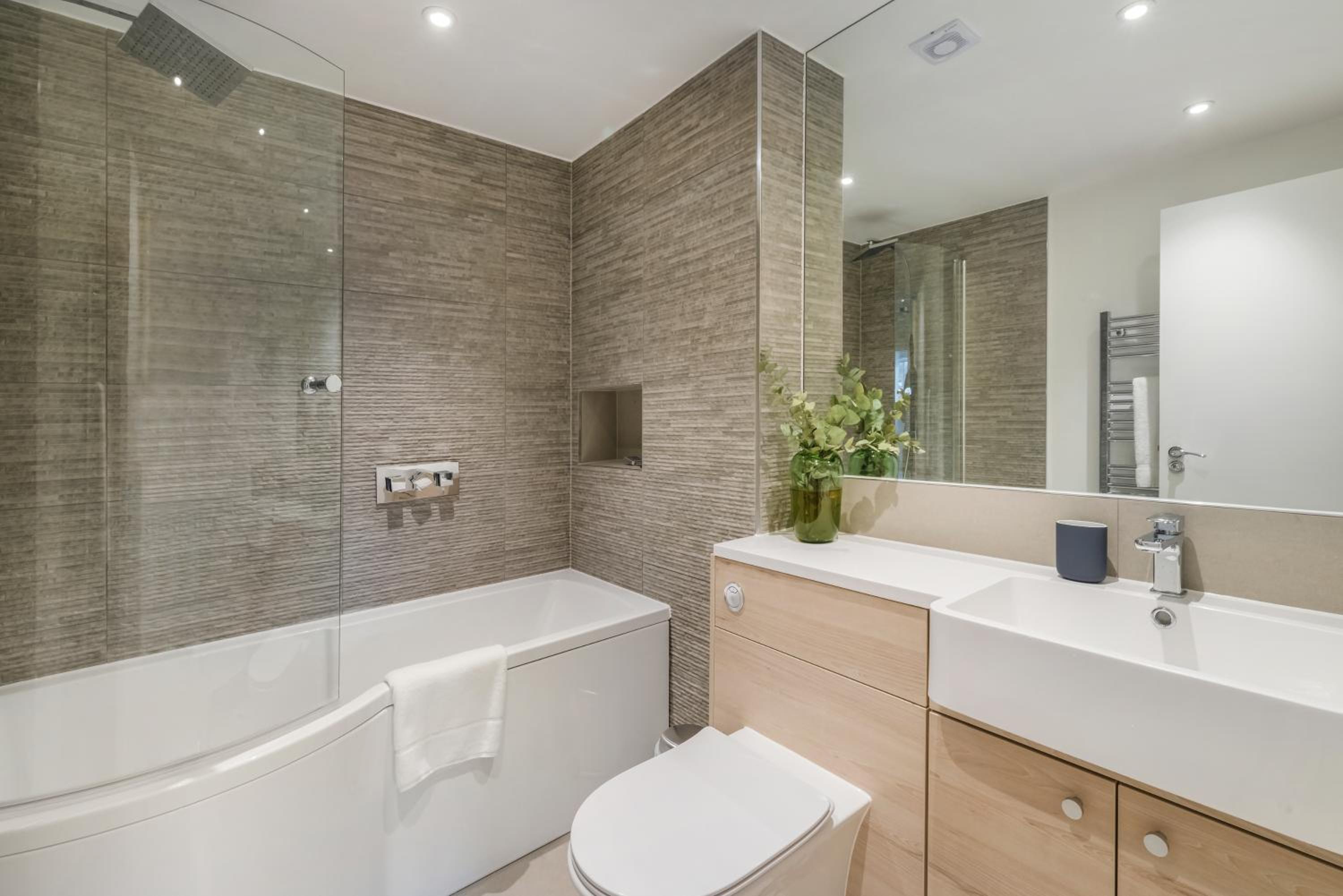 StayLux Kensington