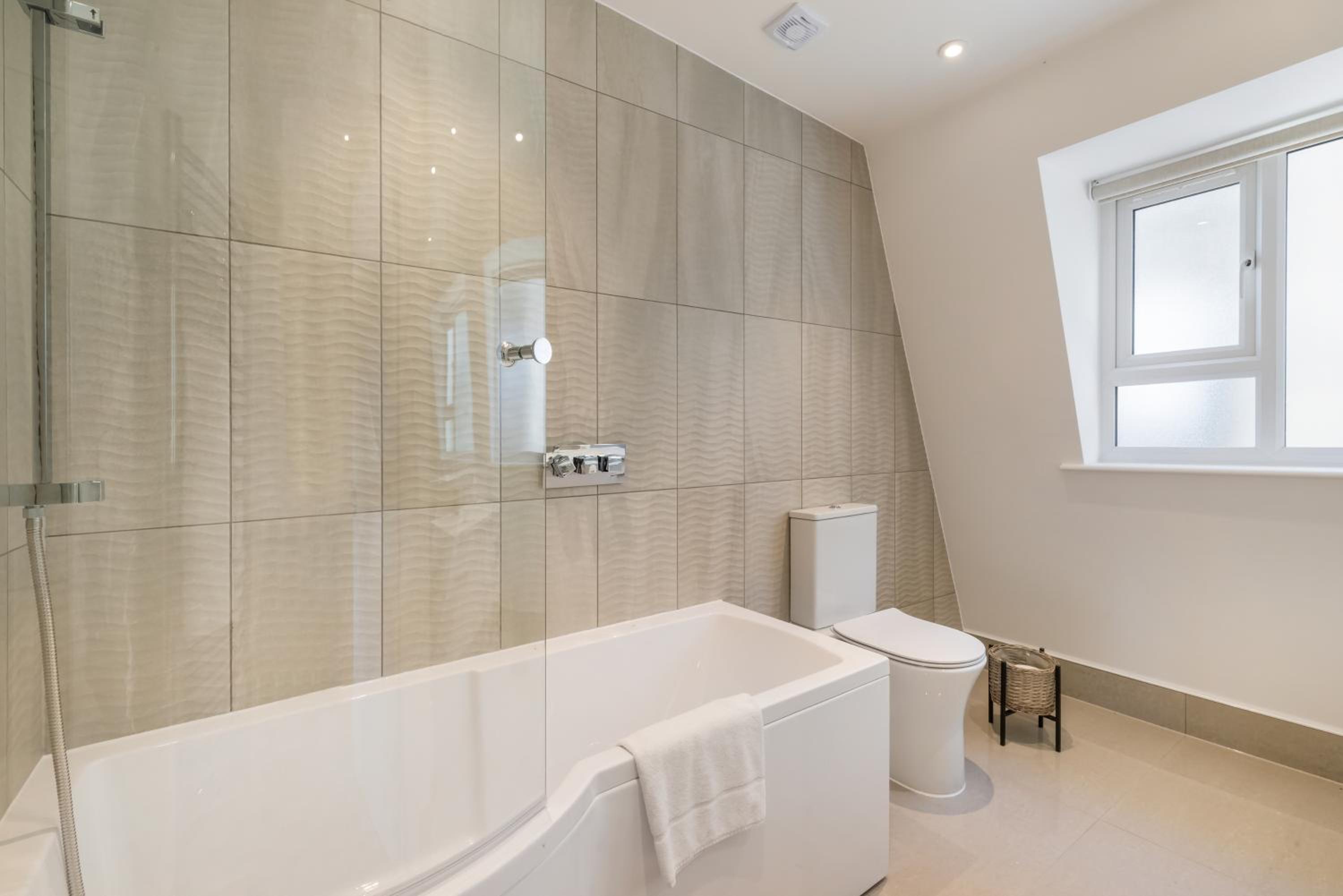 StayLux Kensington