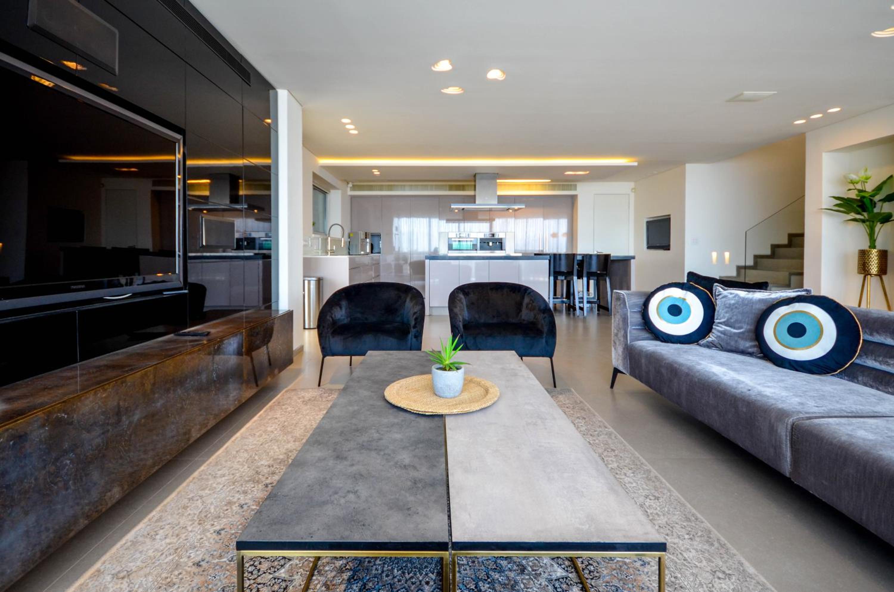YalaRent Mountainside Duplexes with Private Pool