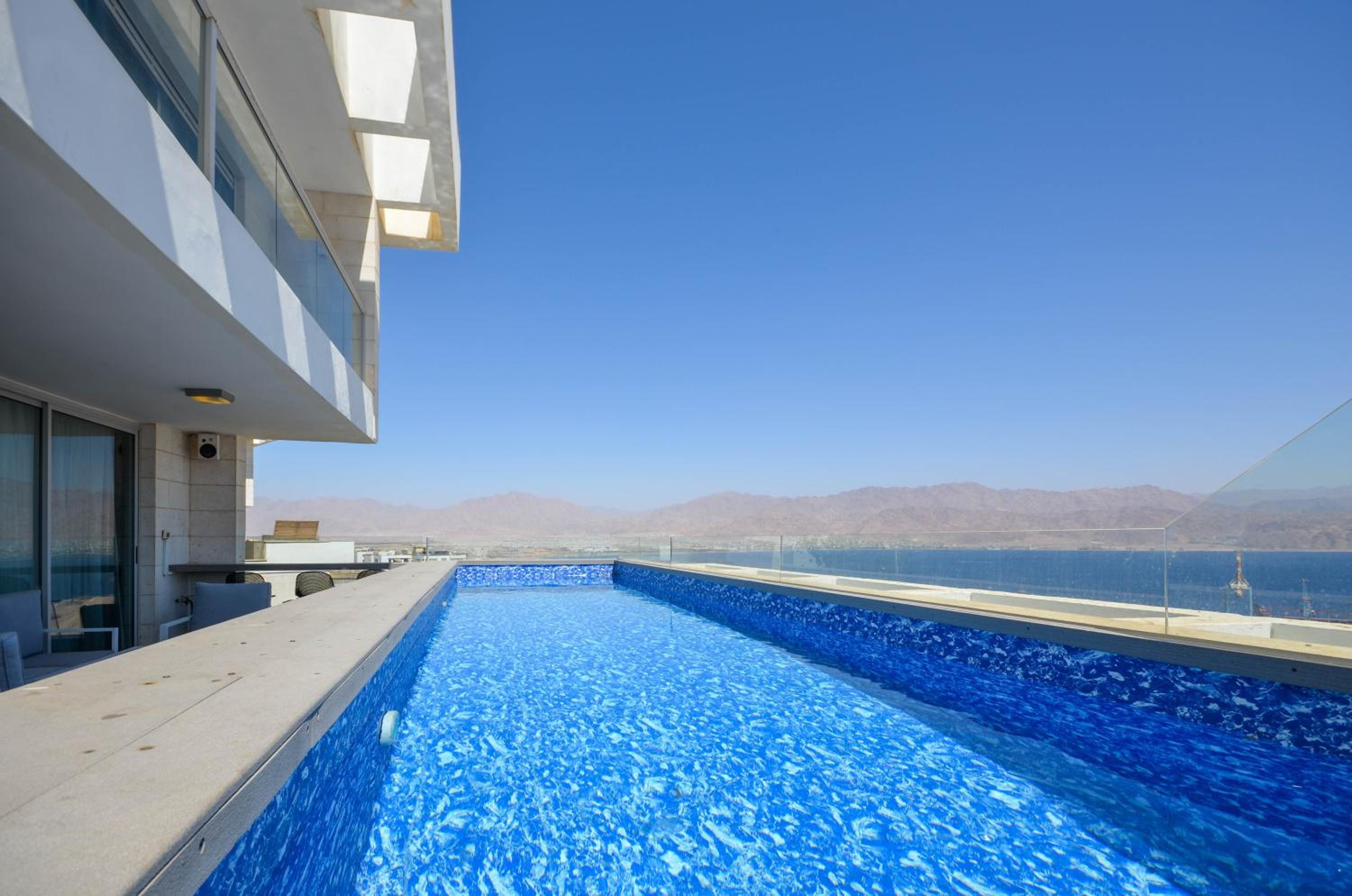 YalaRent Mountainside Duplexes with Private Pool