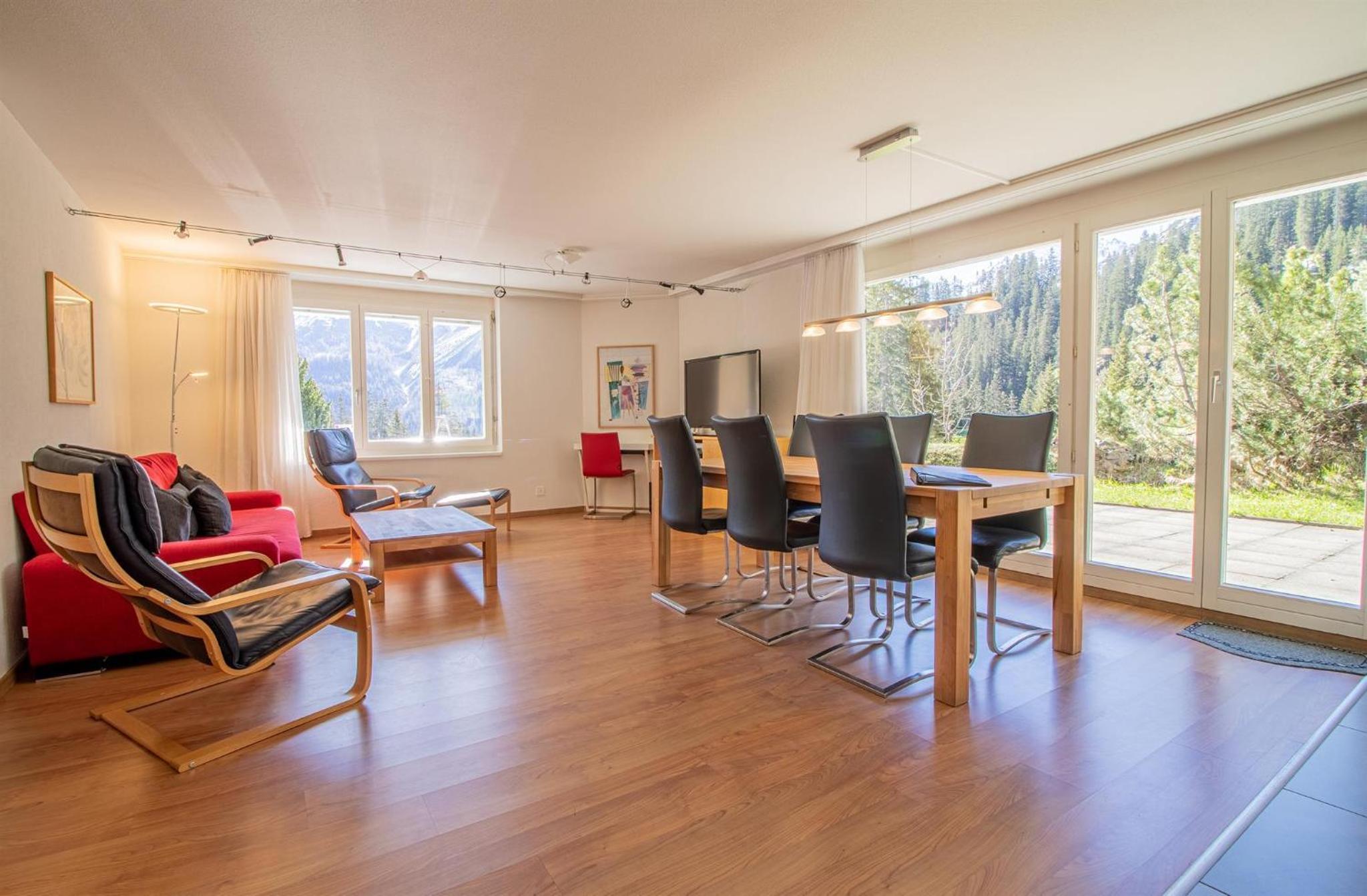 Camana Wohnung EG