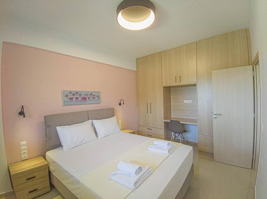 Renovated apartment 2 -Platanias