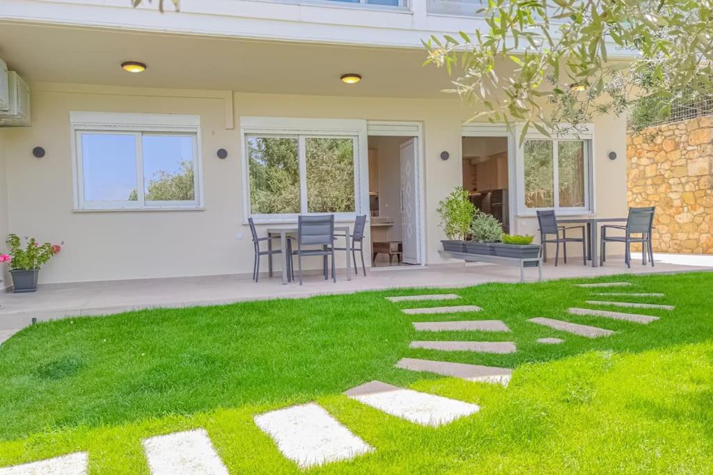 Renovated apartment 2 -Platanias