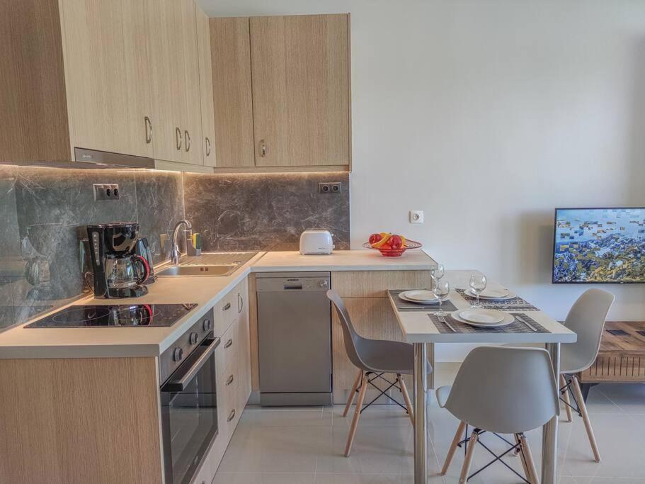 Renovated apartment 2 -Platanias