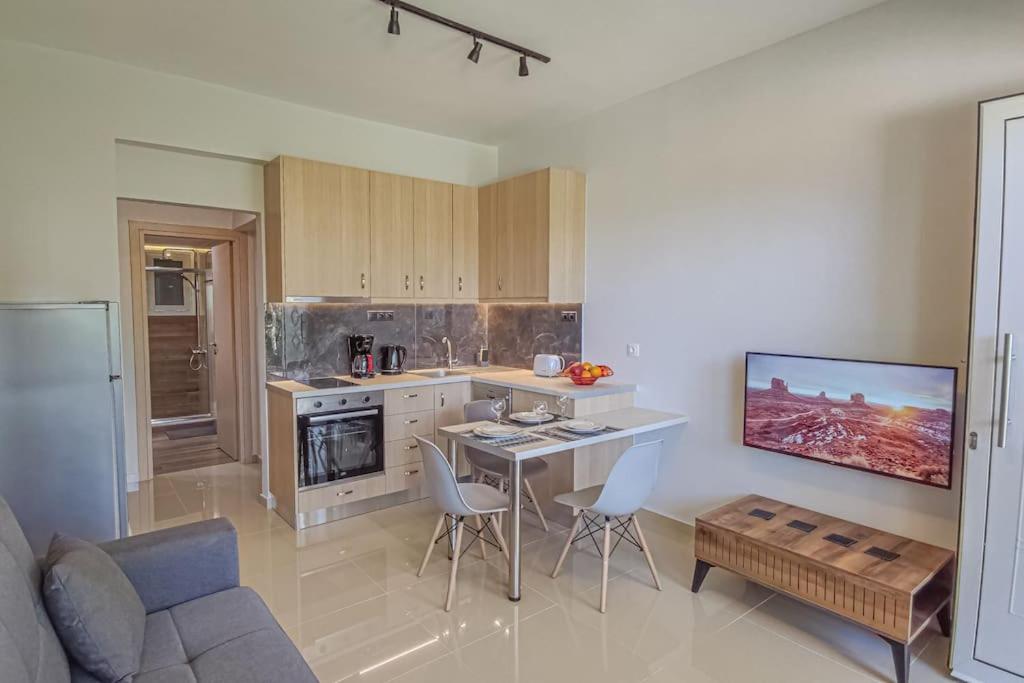 Renovated apartment 2 -Platanias