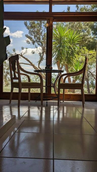 Villa Khaki view 4