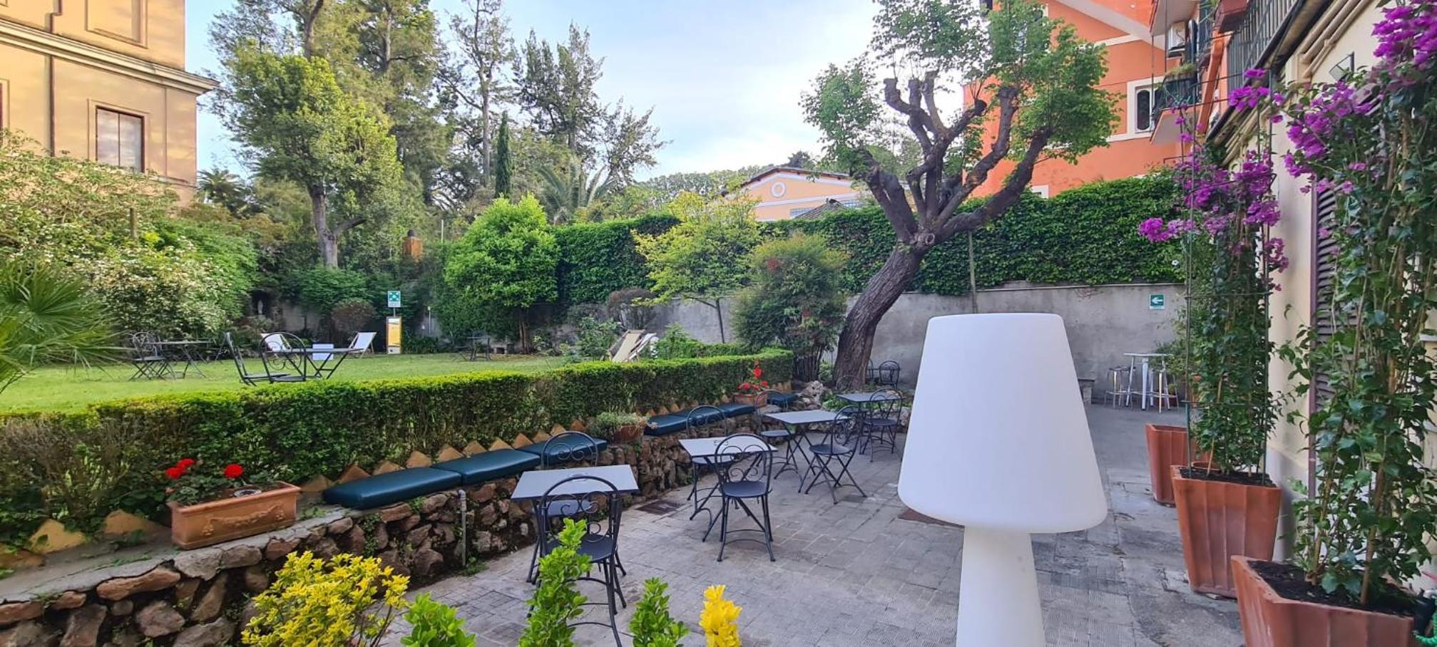 Villa Riari Garden