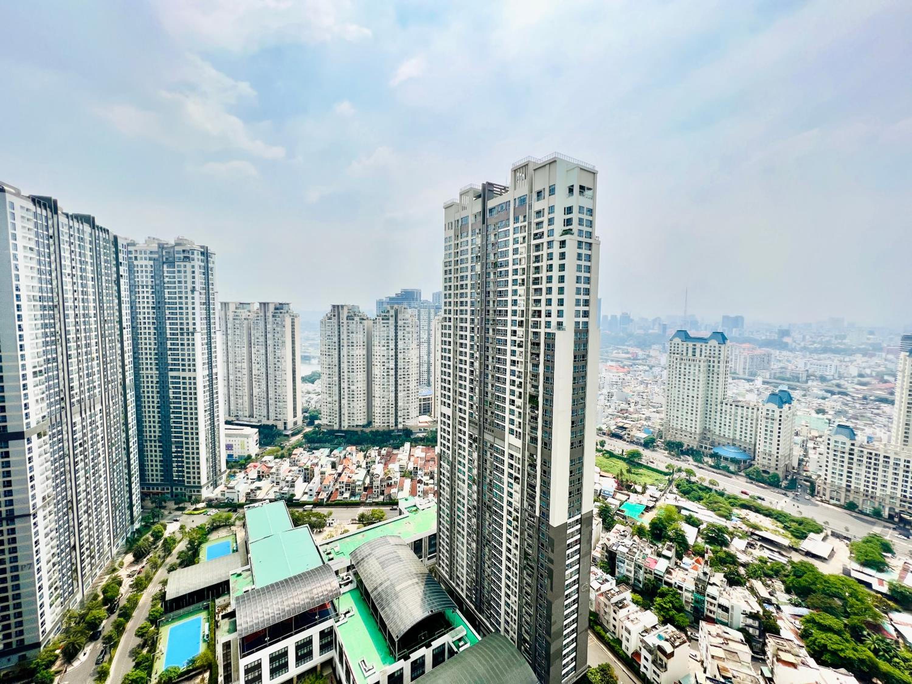 Landmark Vinhomes Christine Apartment