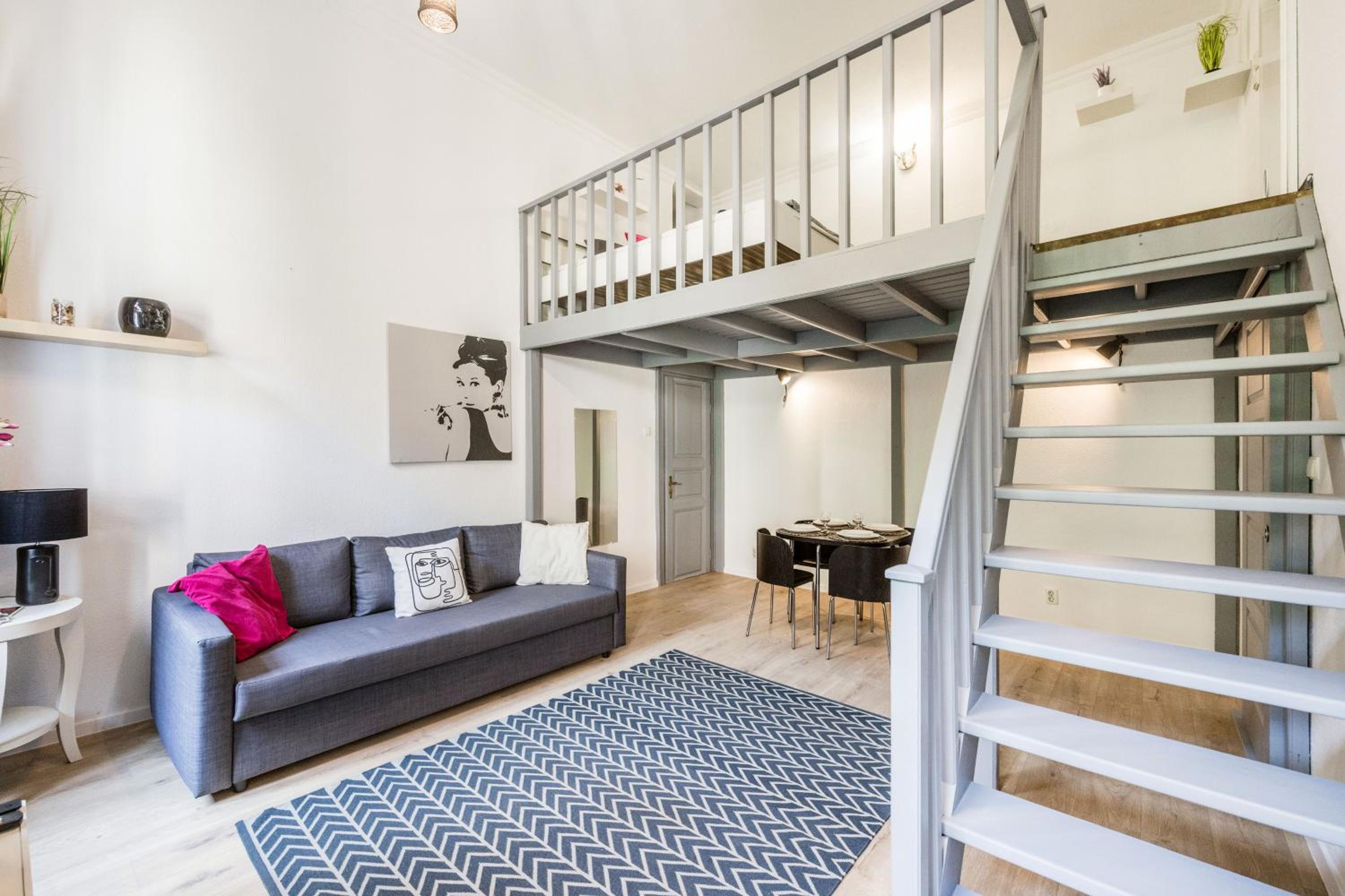 Trendy apartment at the hippest location - SPECIAL OFFER view 5