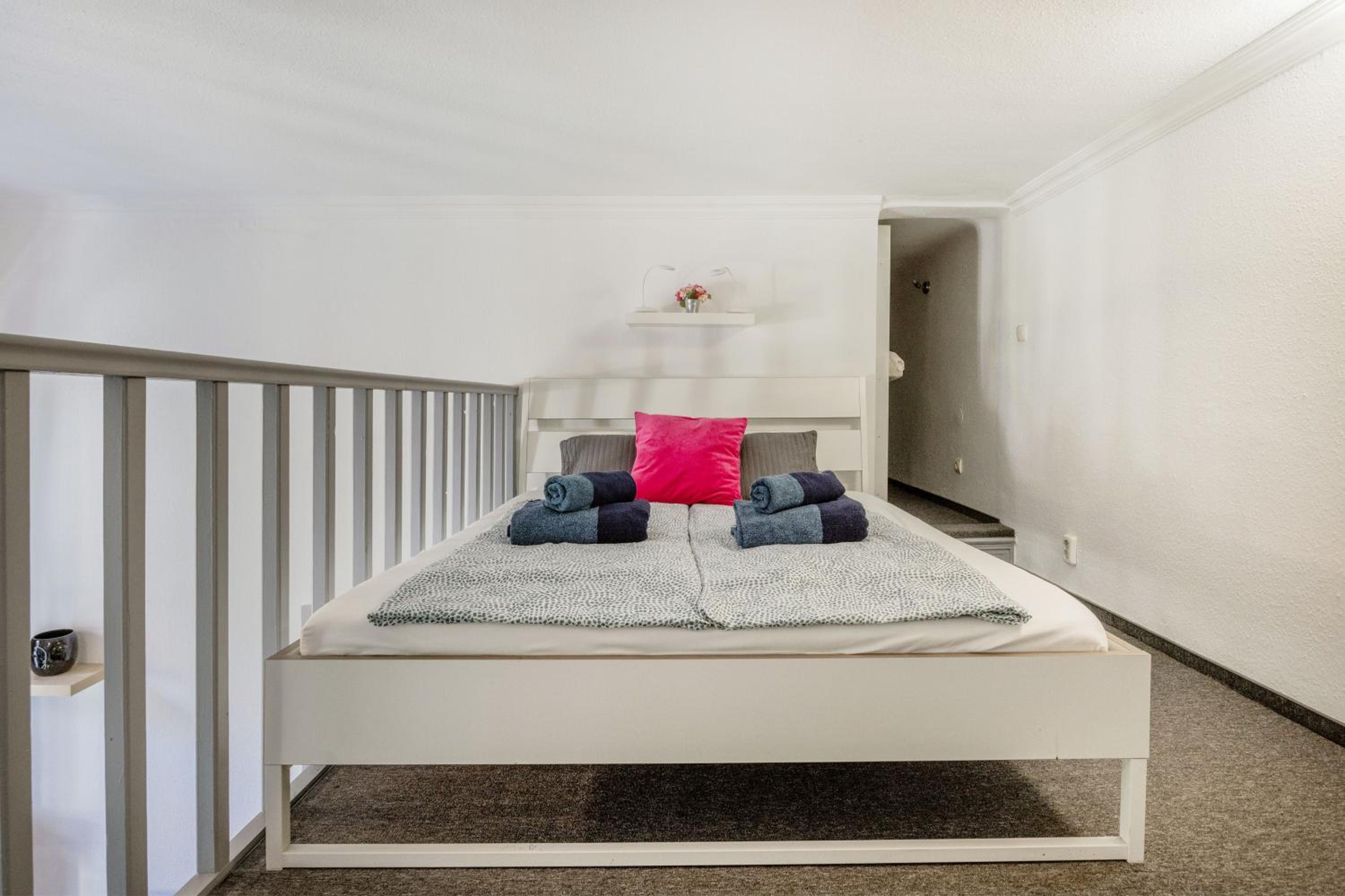 Trendy apartment at the hippest location - SPECIAL OFFER view 4