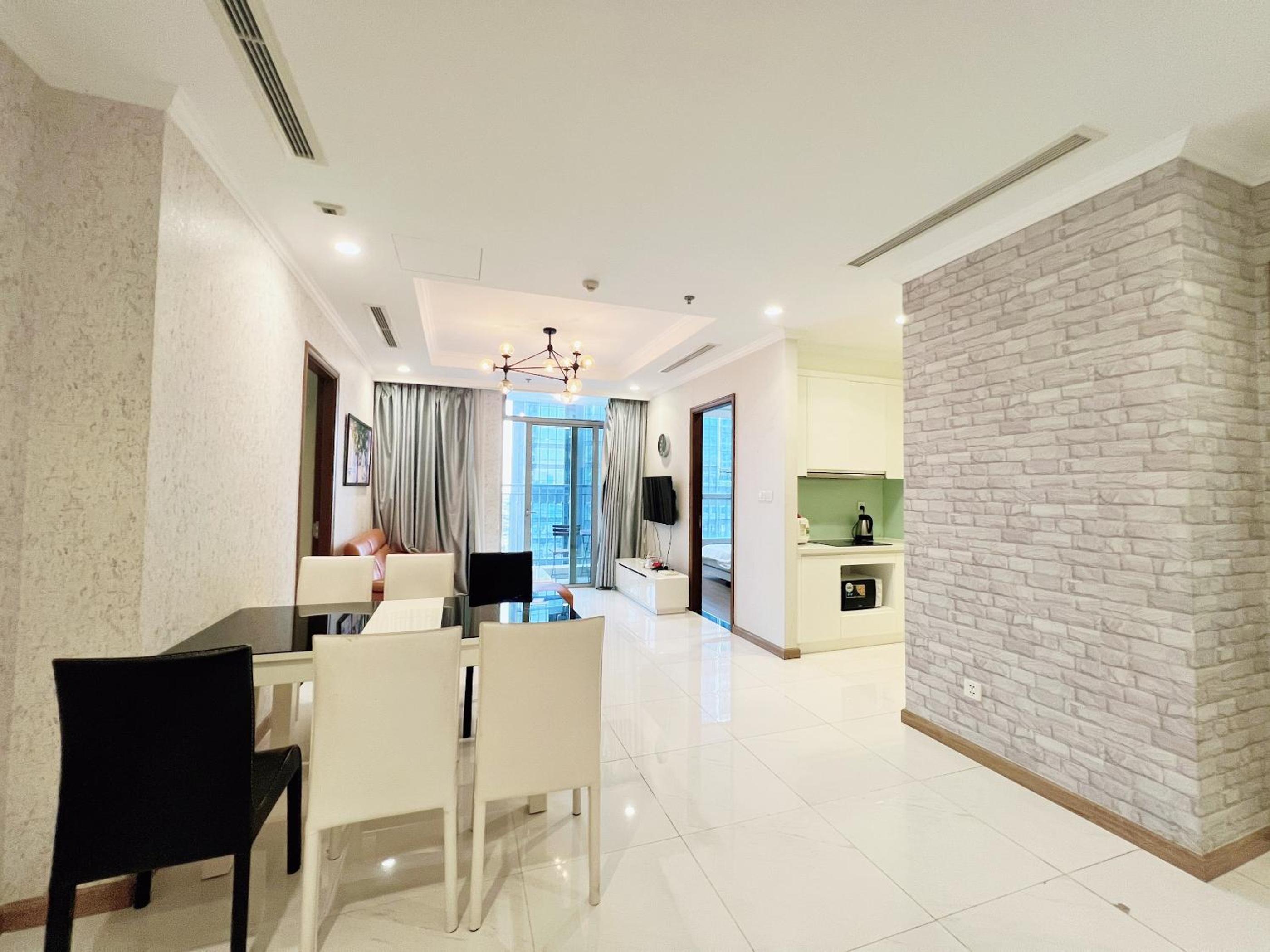 Landmark Vinhomes Christine Apartment