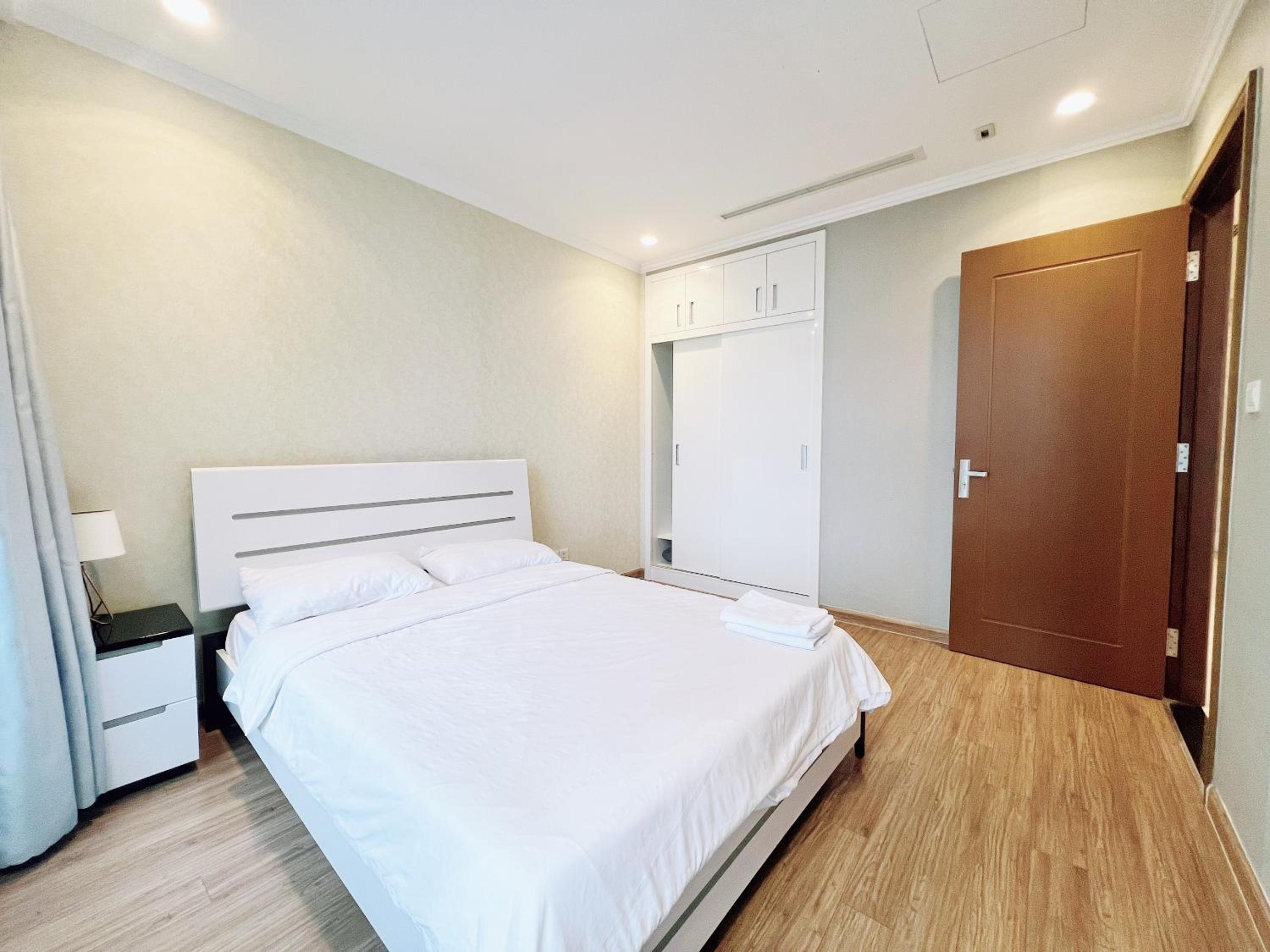 Landmark Vinhomes Christine Apartment