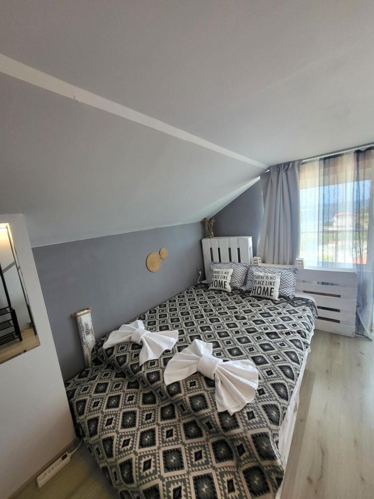 Penthouse Apartments PERLA, Vasiliko