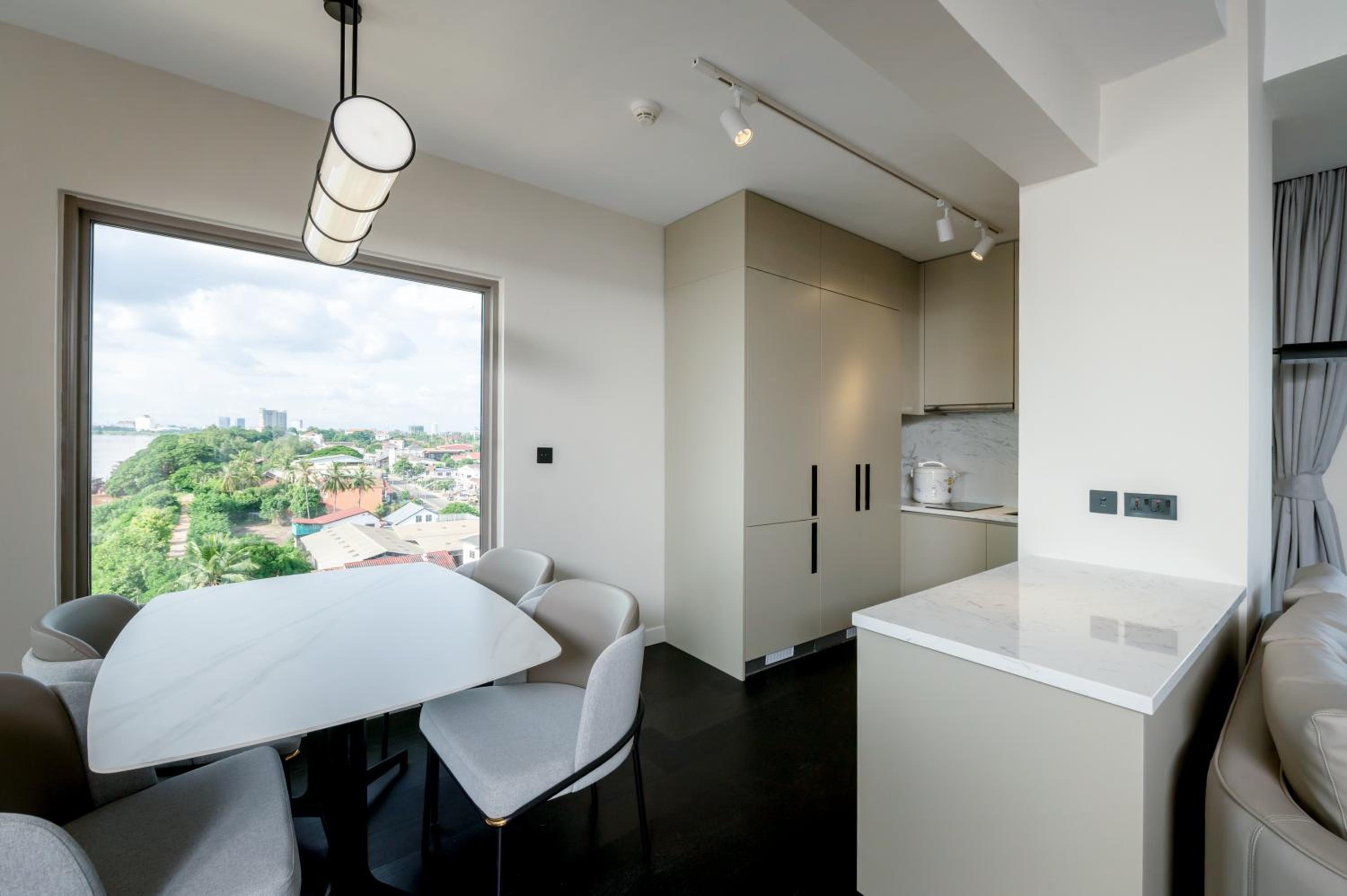 Riverfront Apartments Vientiane