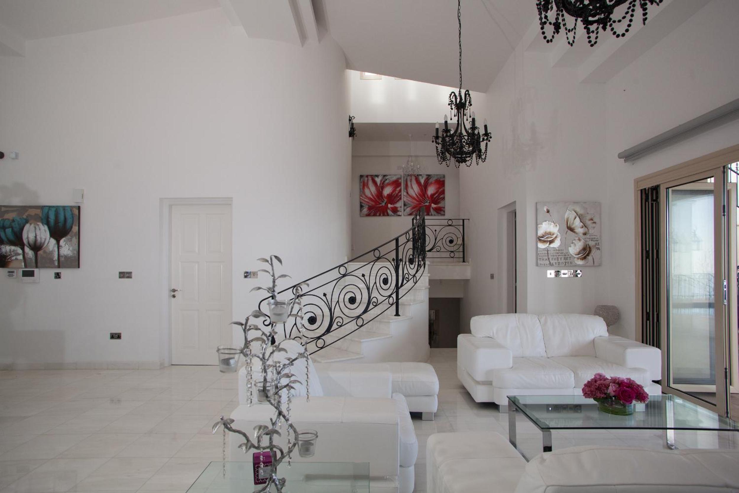 Eagles Cliff Villa