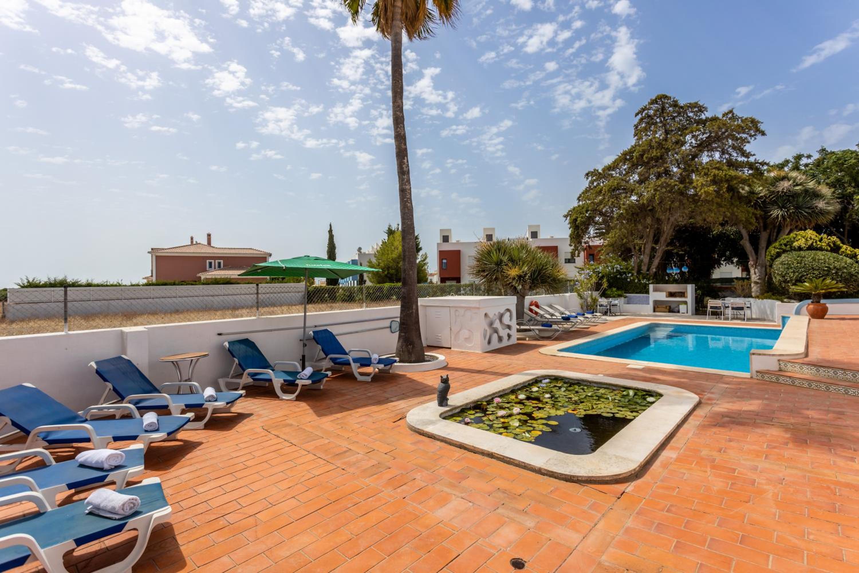 Superb Carvoeiro Villa Villa Alegria Do Sul 7 Bedrooms Pool & Sun Terrace view 3