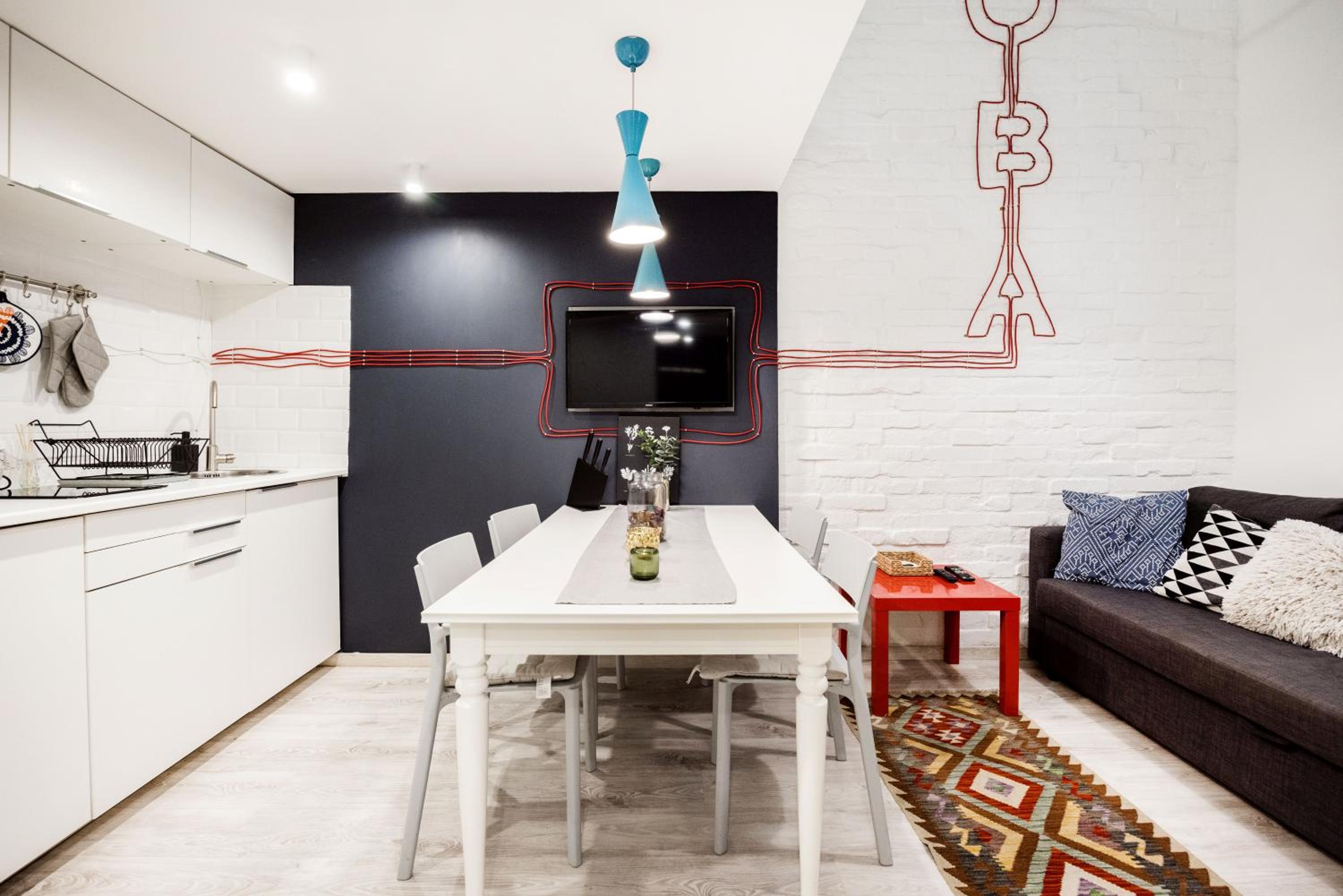 Twin Apartments