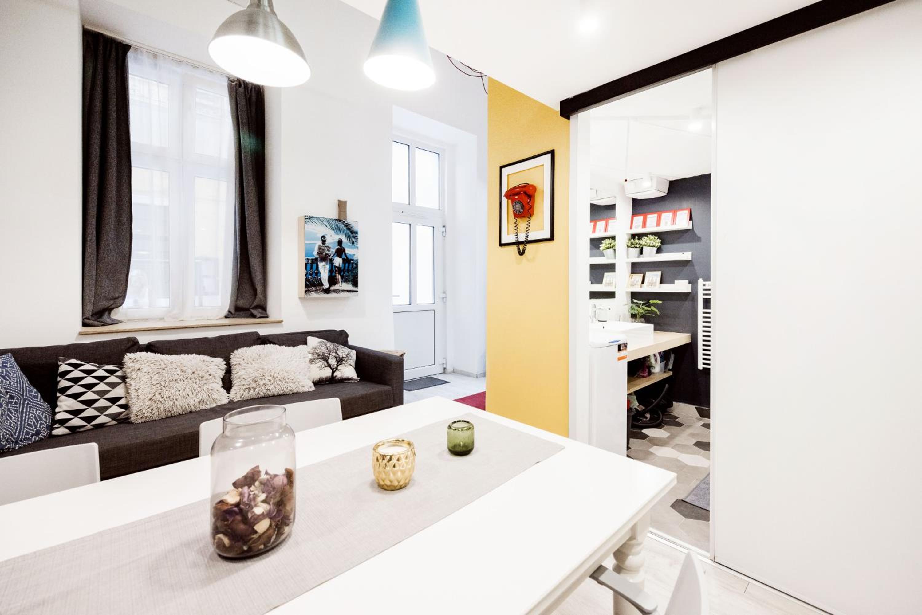 Twin Apartments