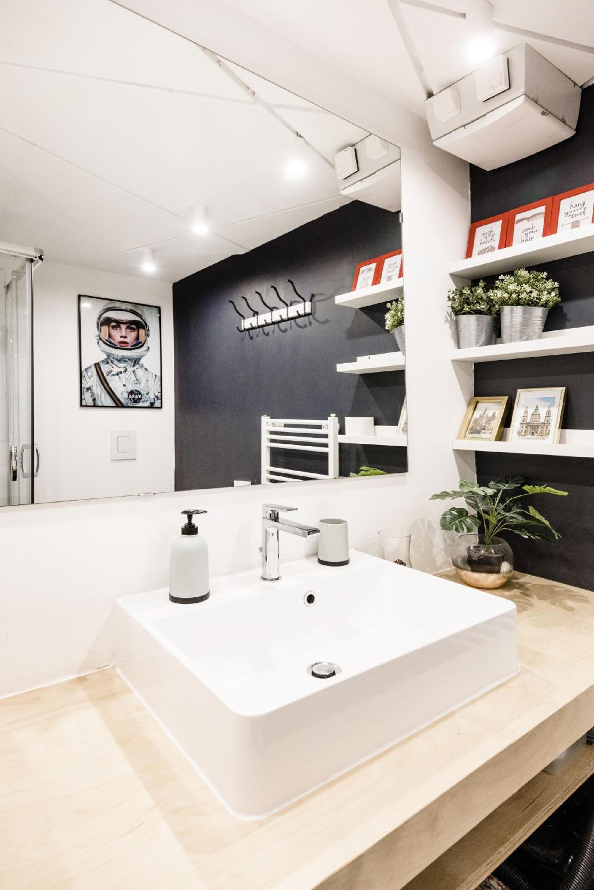 Twin Apartments