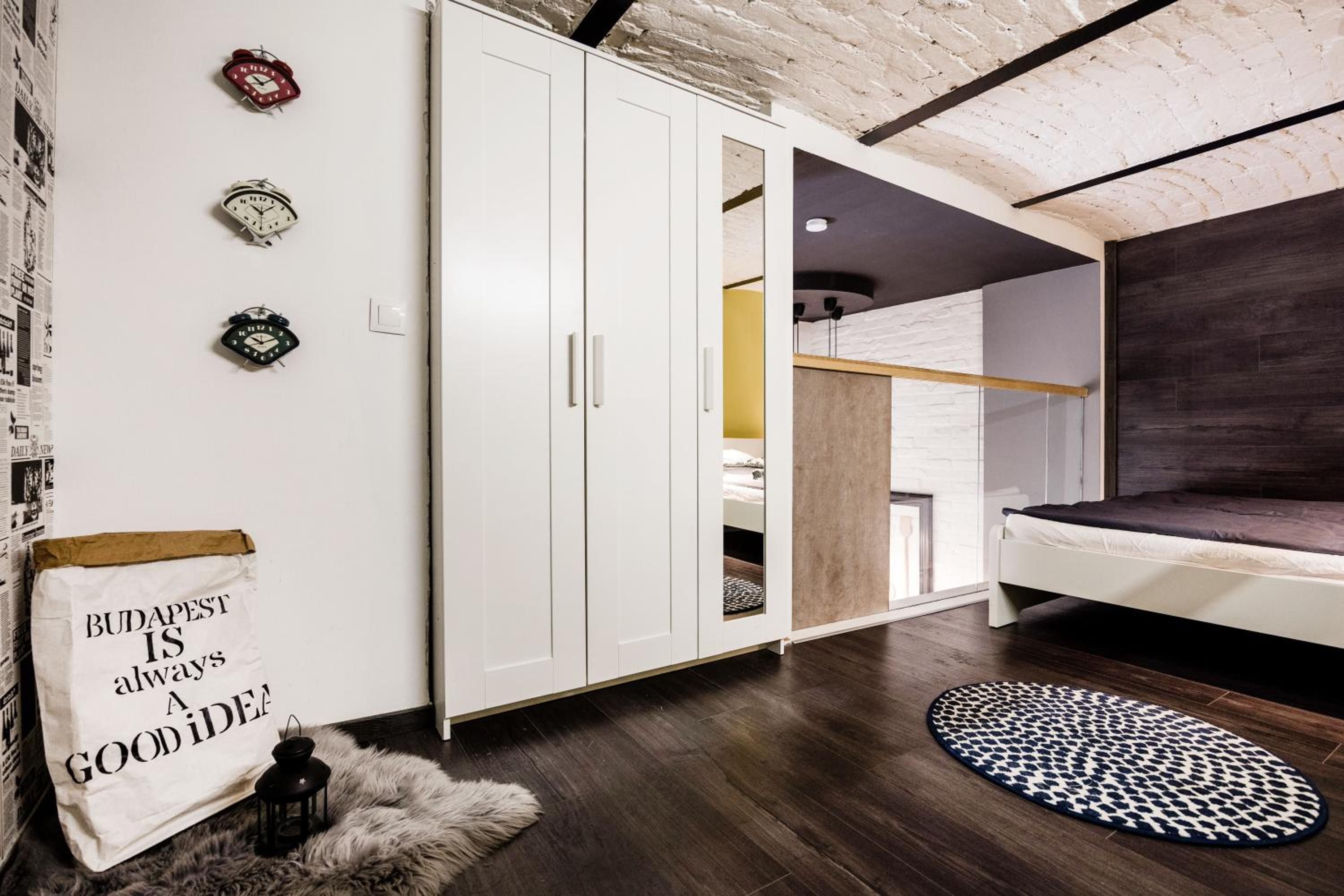 Twin Apartments