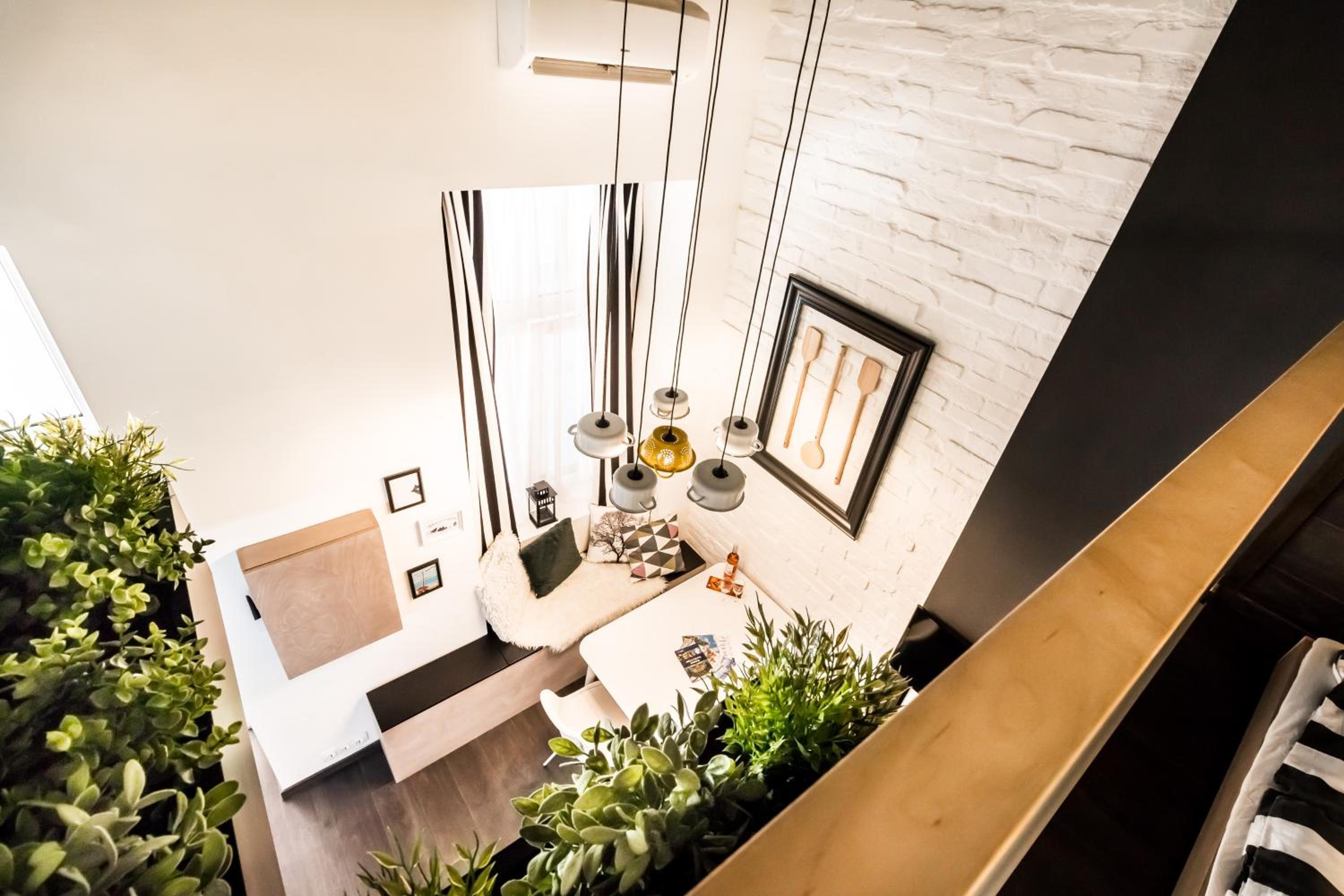 Twin Apartments