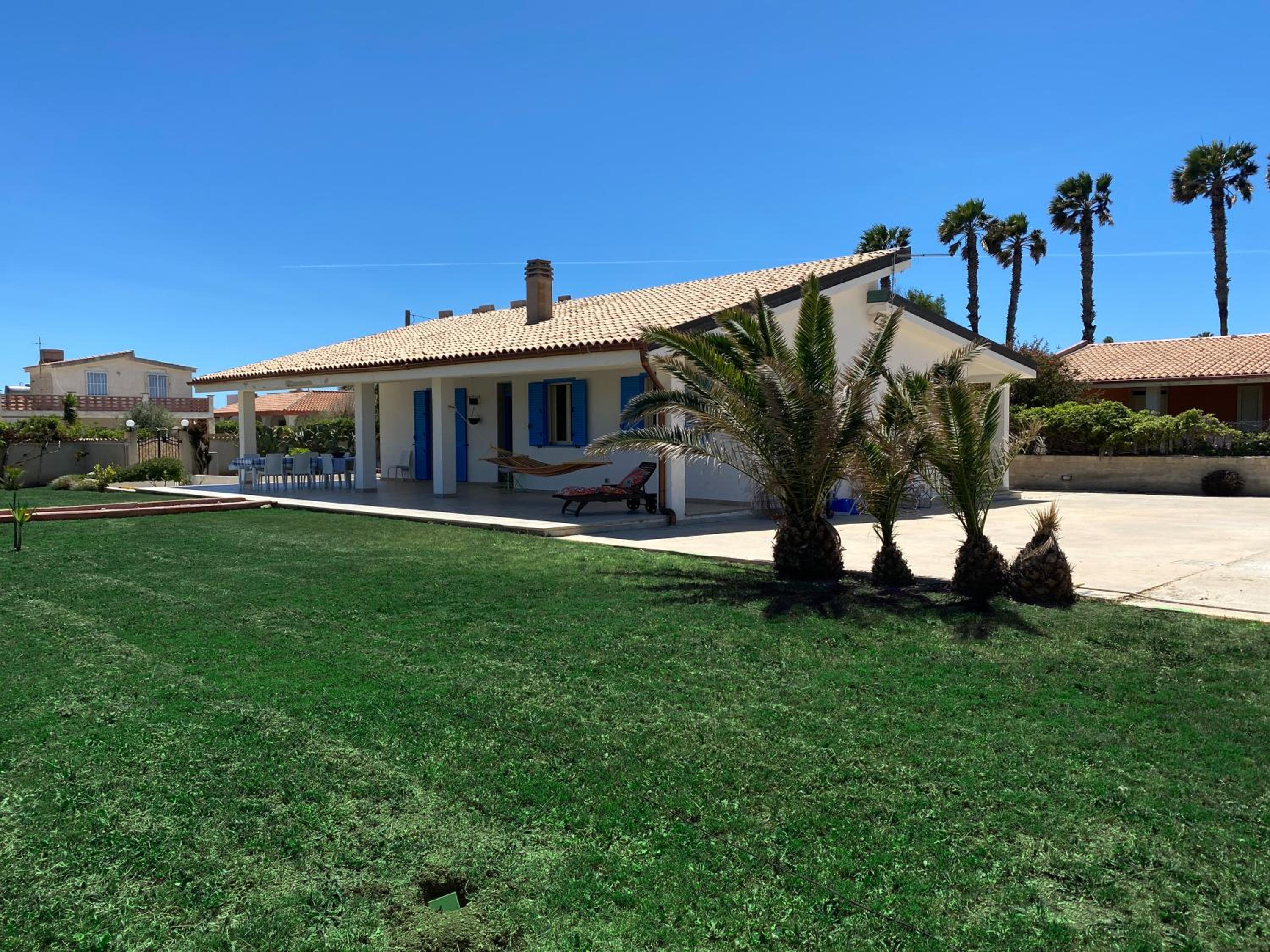 Villa Soleado, Marzamemi - Sea Front Villa view 4
