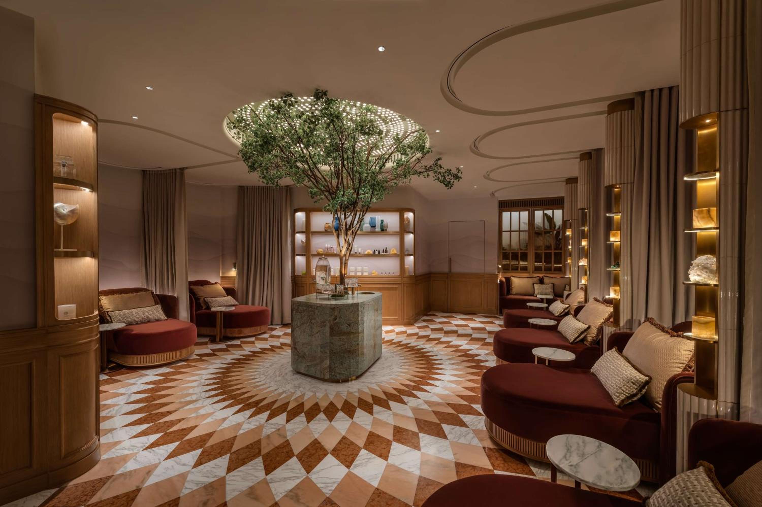 Island Shangri-La, Hong Kong
