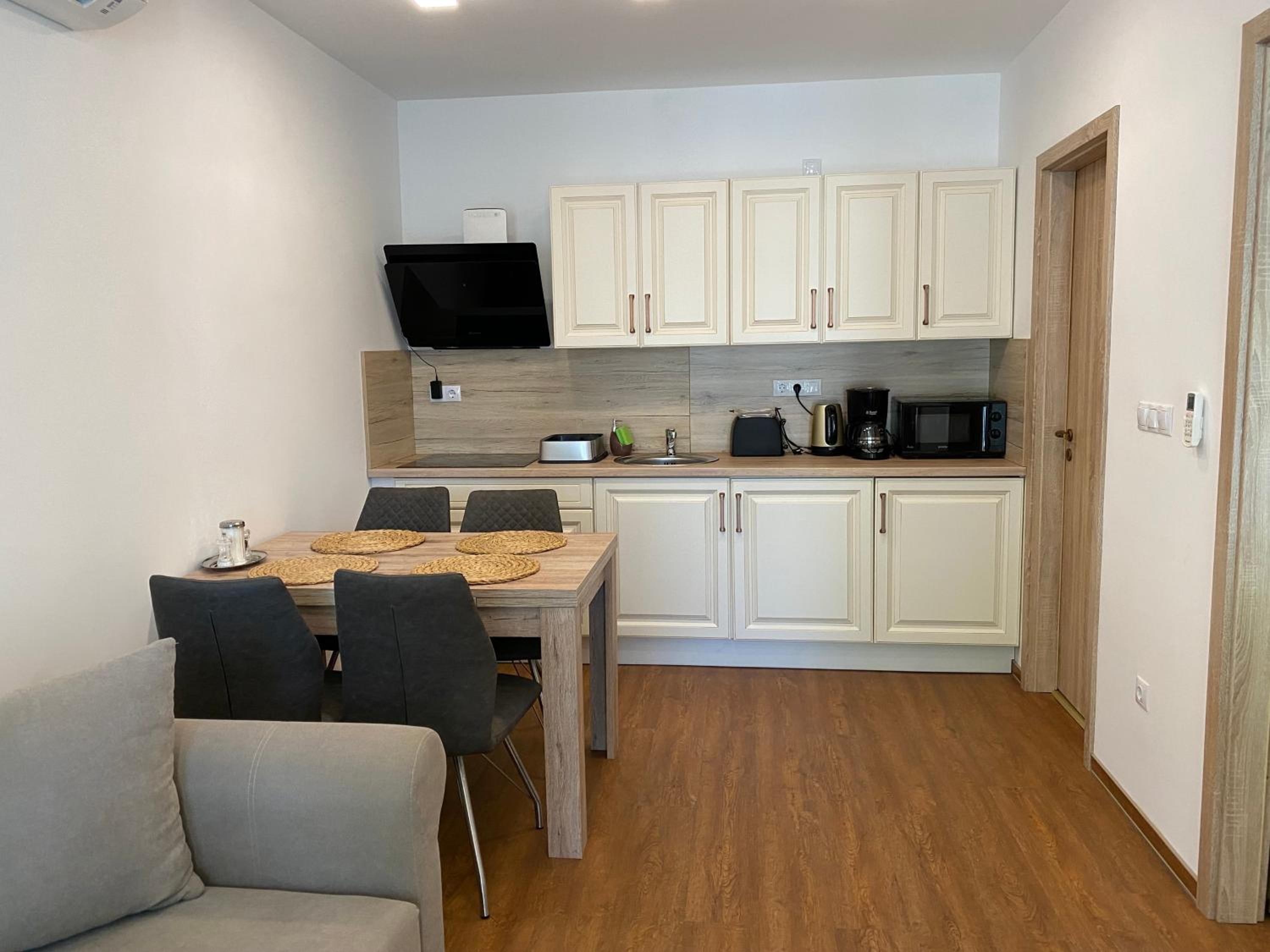 Móló Apartmanház