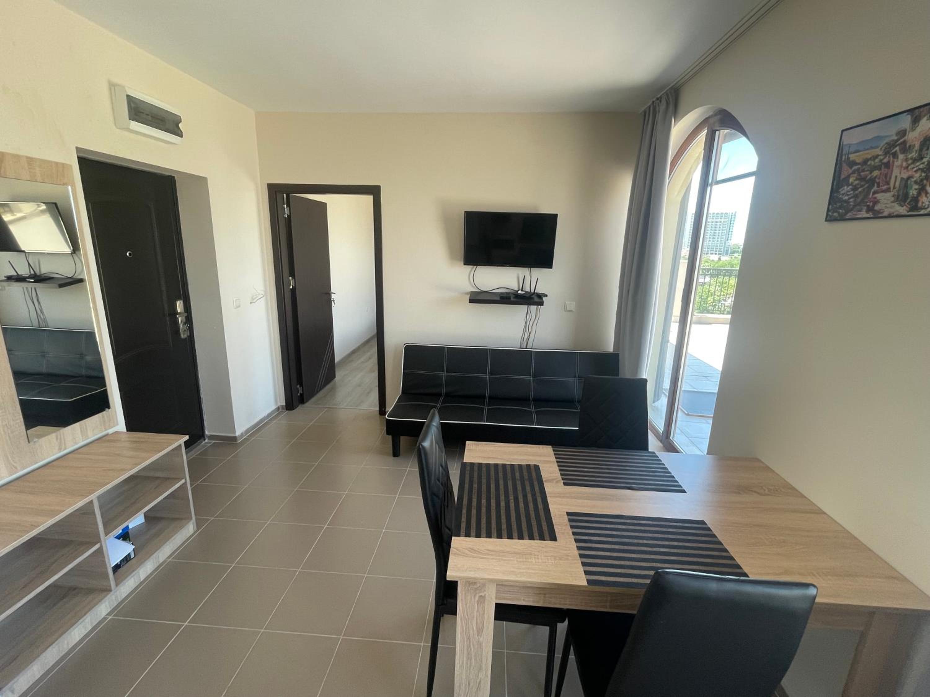 Nereya Palace Apartments