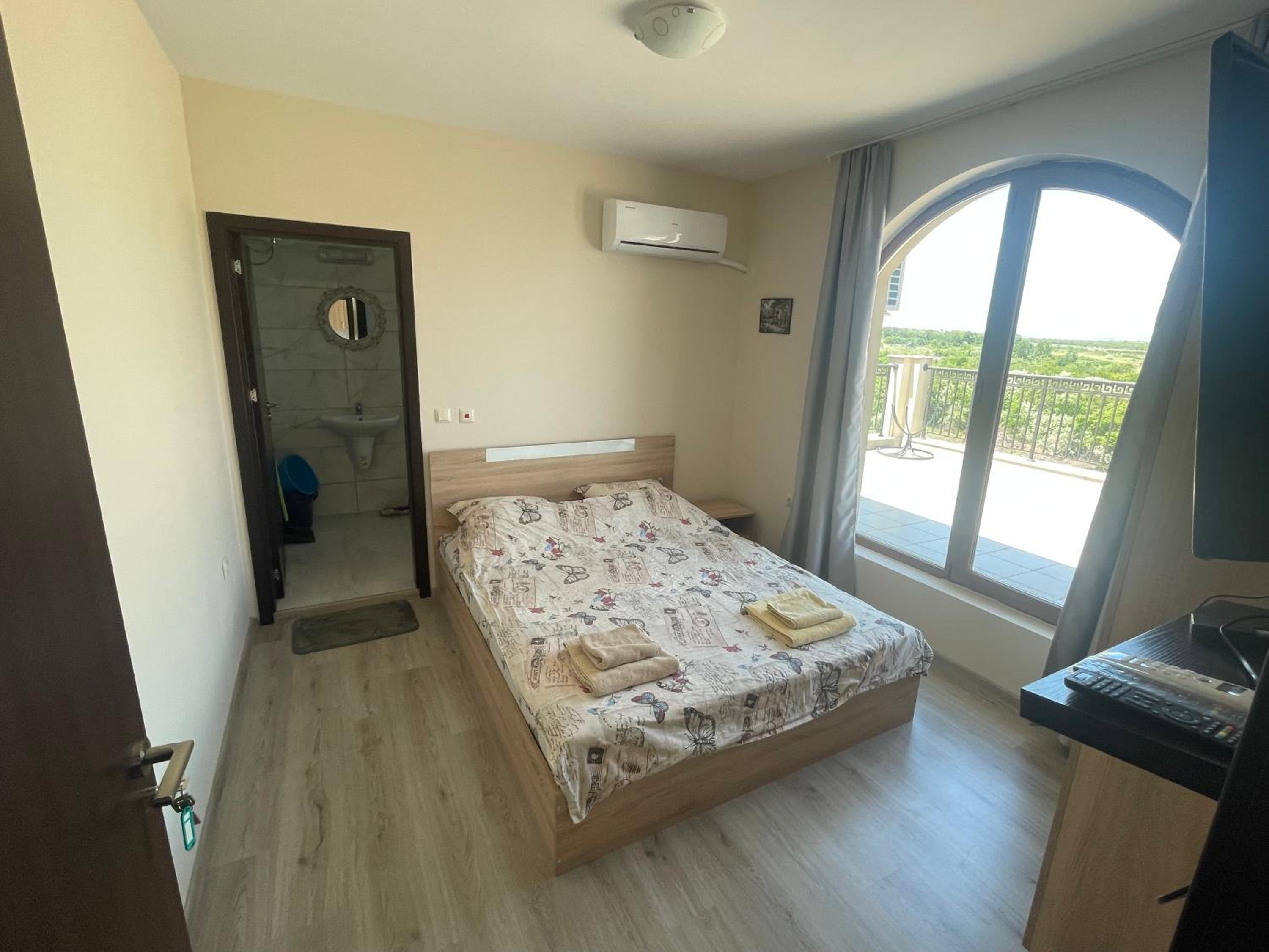 Nereya Palace Apartments