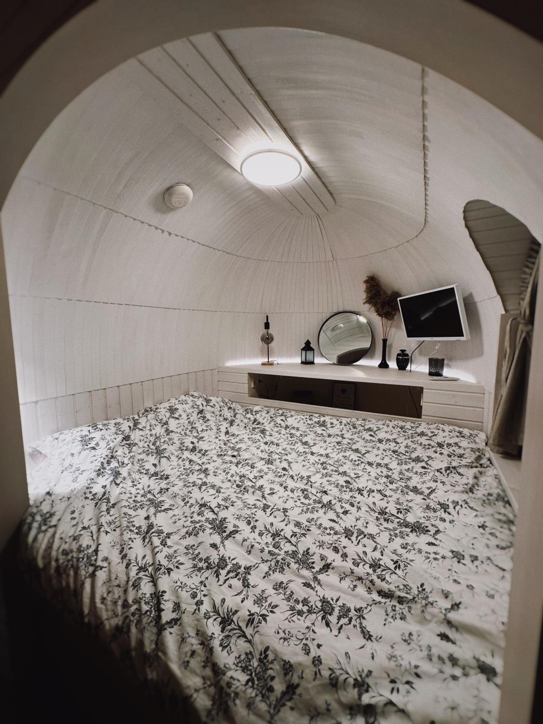 Pedaspä Igloo House and Sauna