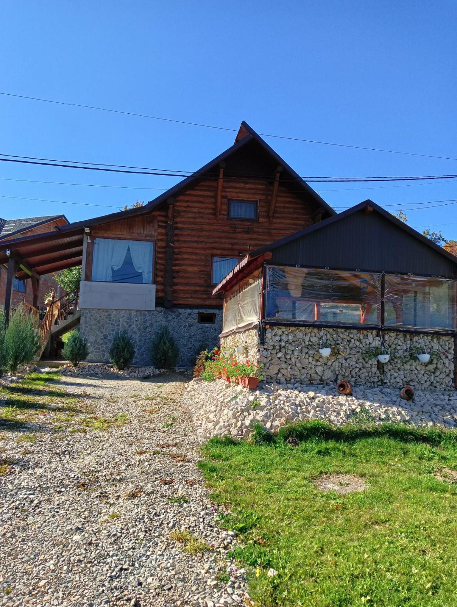 Rareș Residence