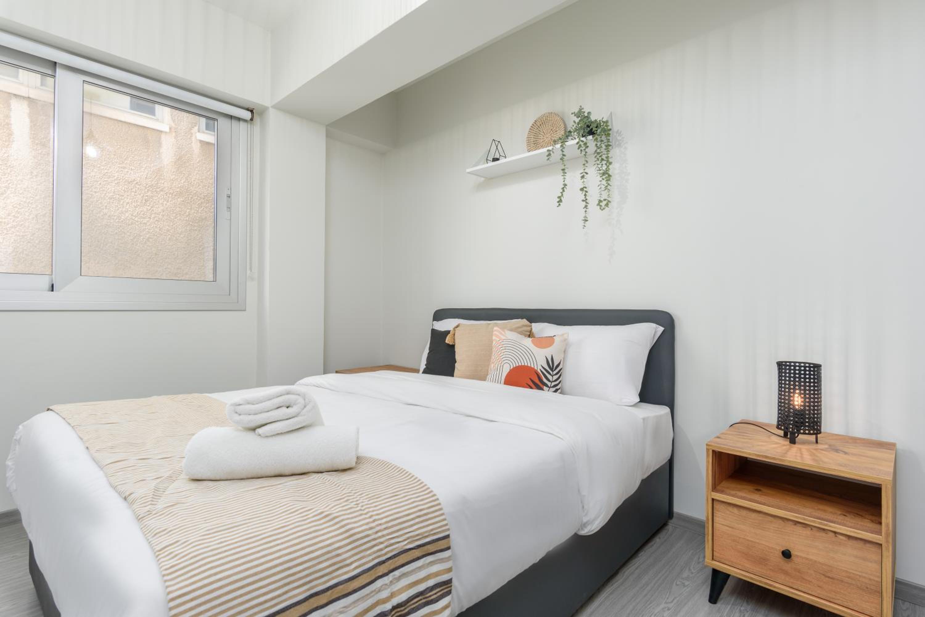 Amore 2-BR Apt By Finikoudes
