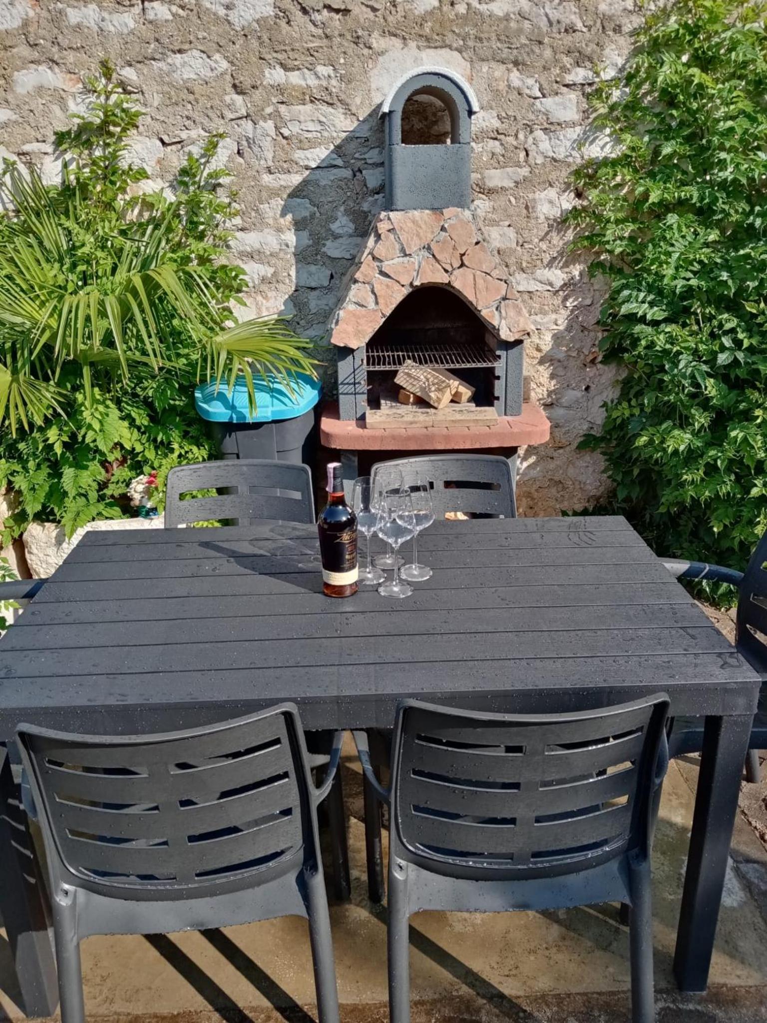 Apartmani Kamenica