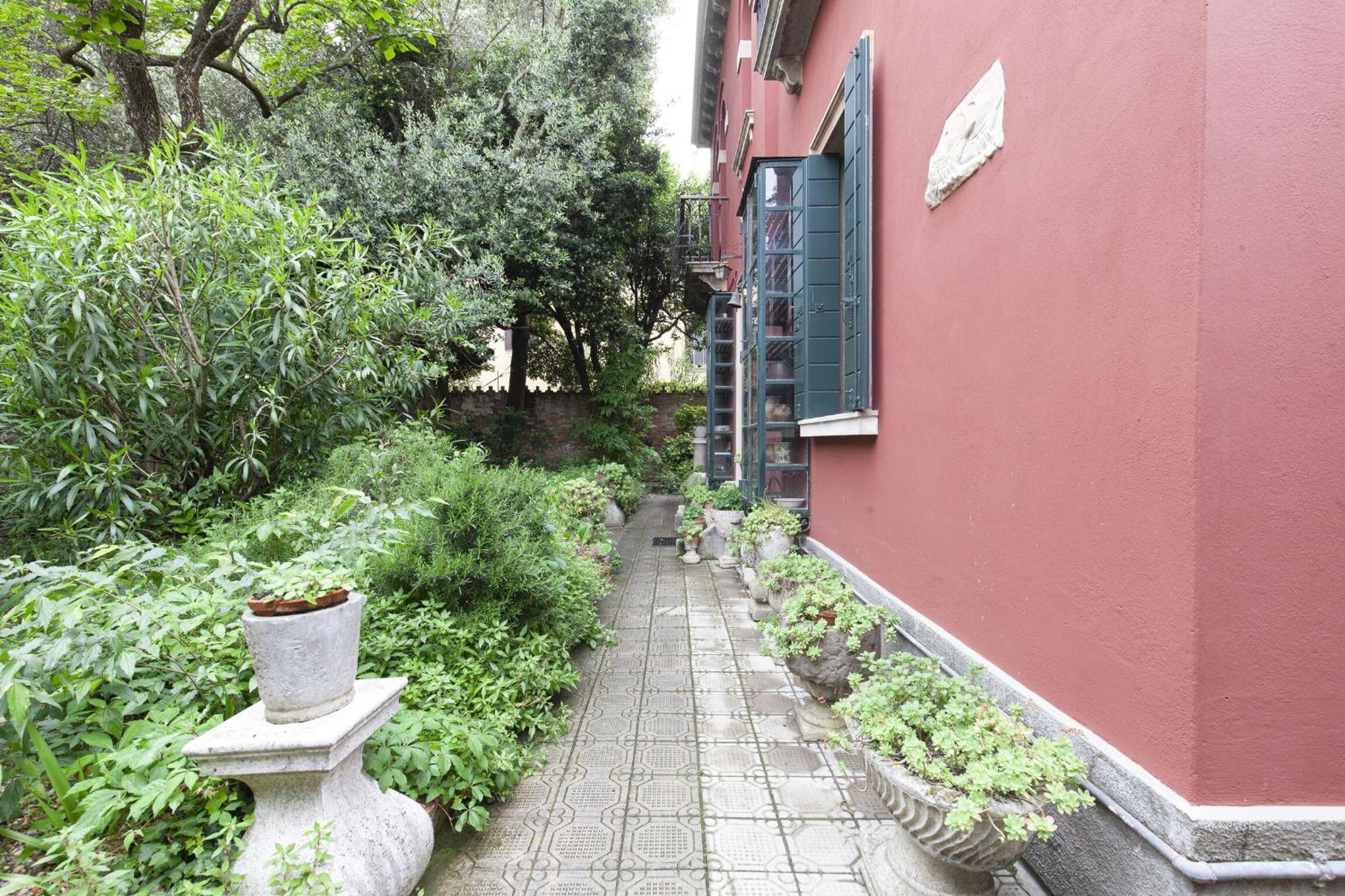 Residence Santa Marta by Halldis