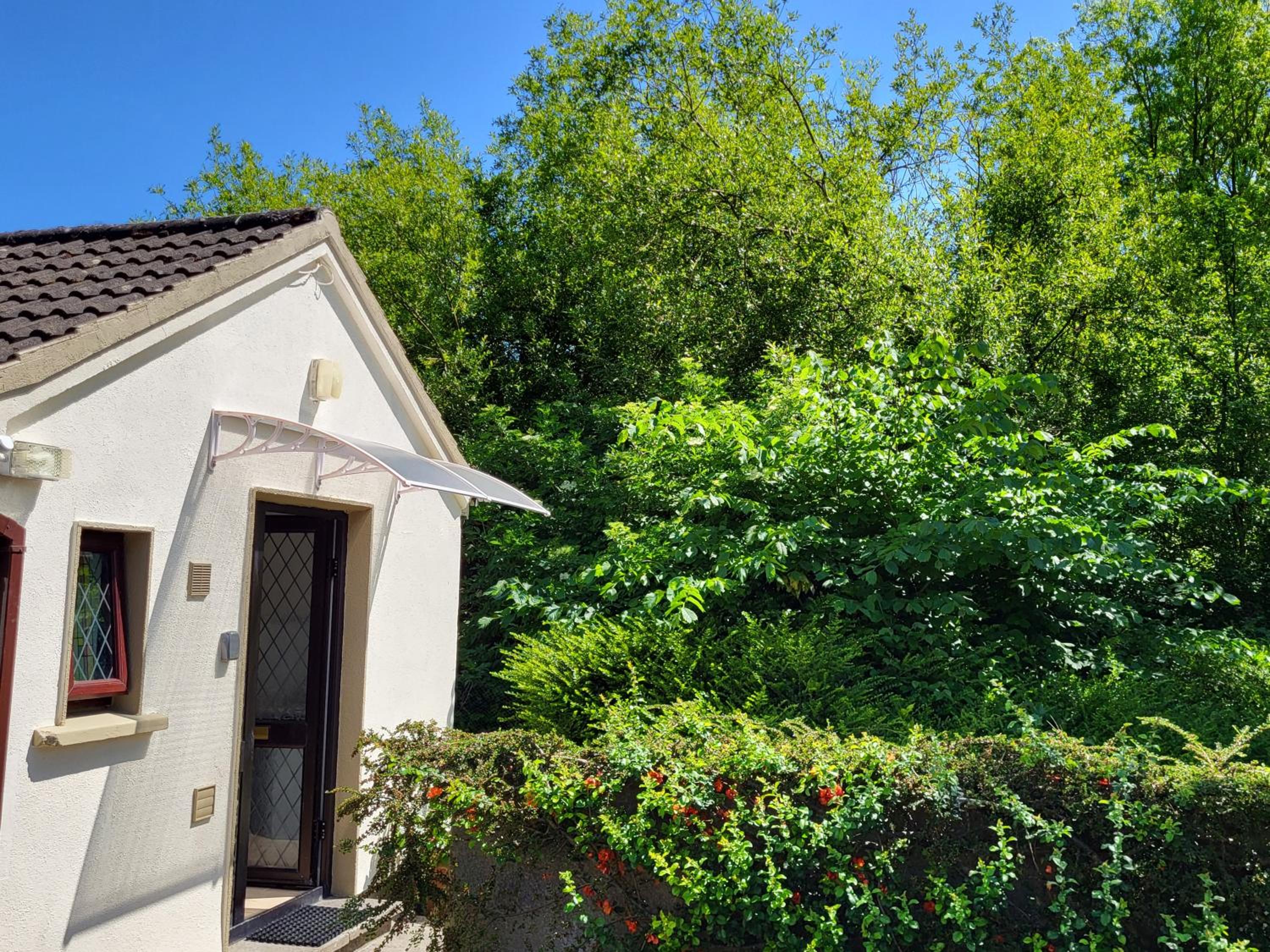 Oak Cottage 3 km from Rock of Cashel view 5