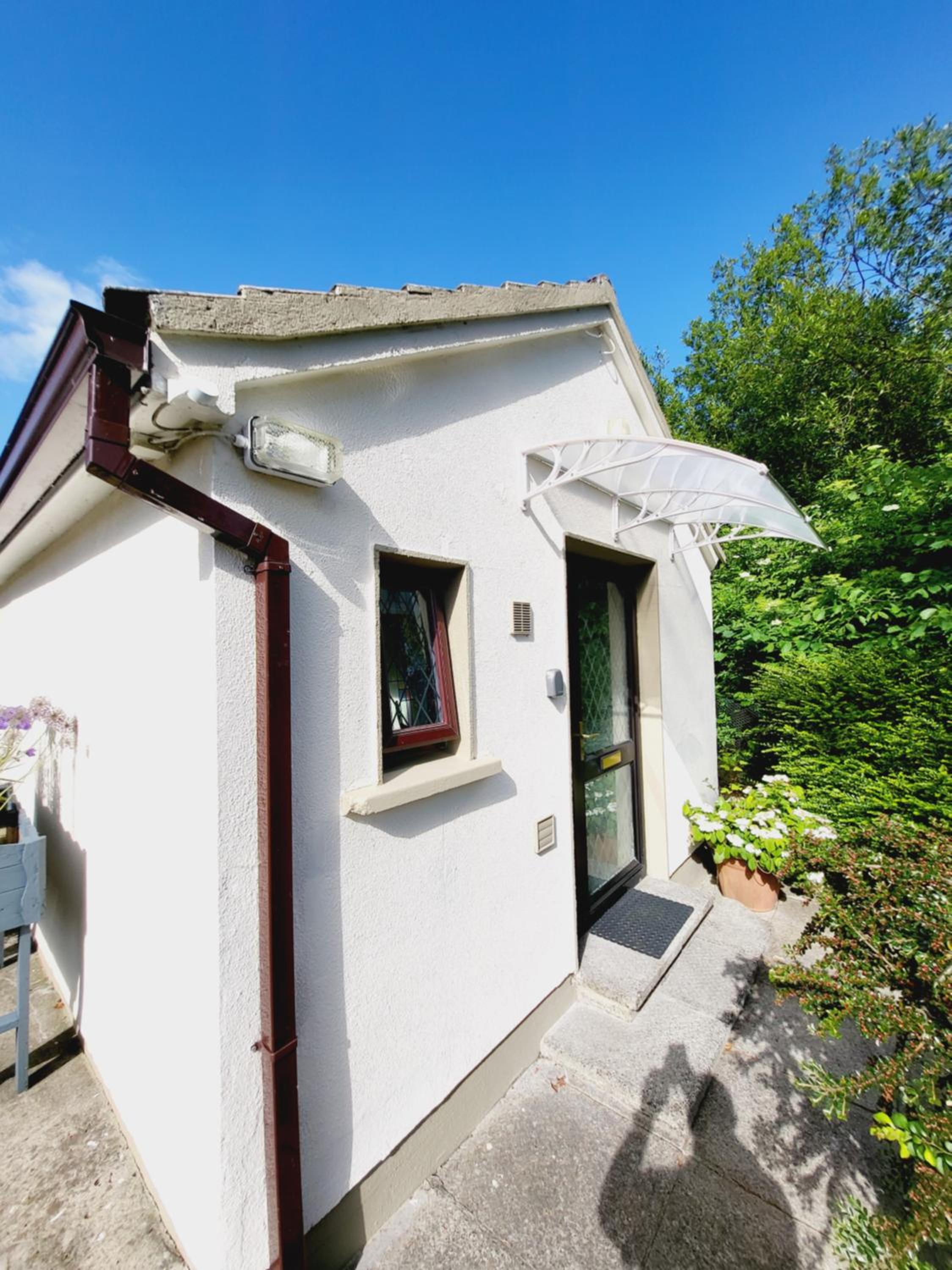 Oak Cottage 3 km from Rock of Cashel view 4