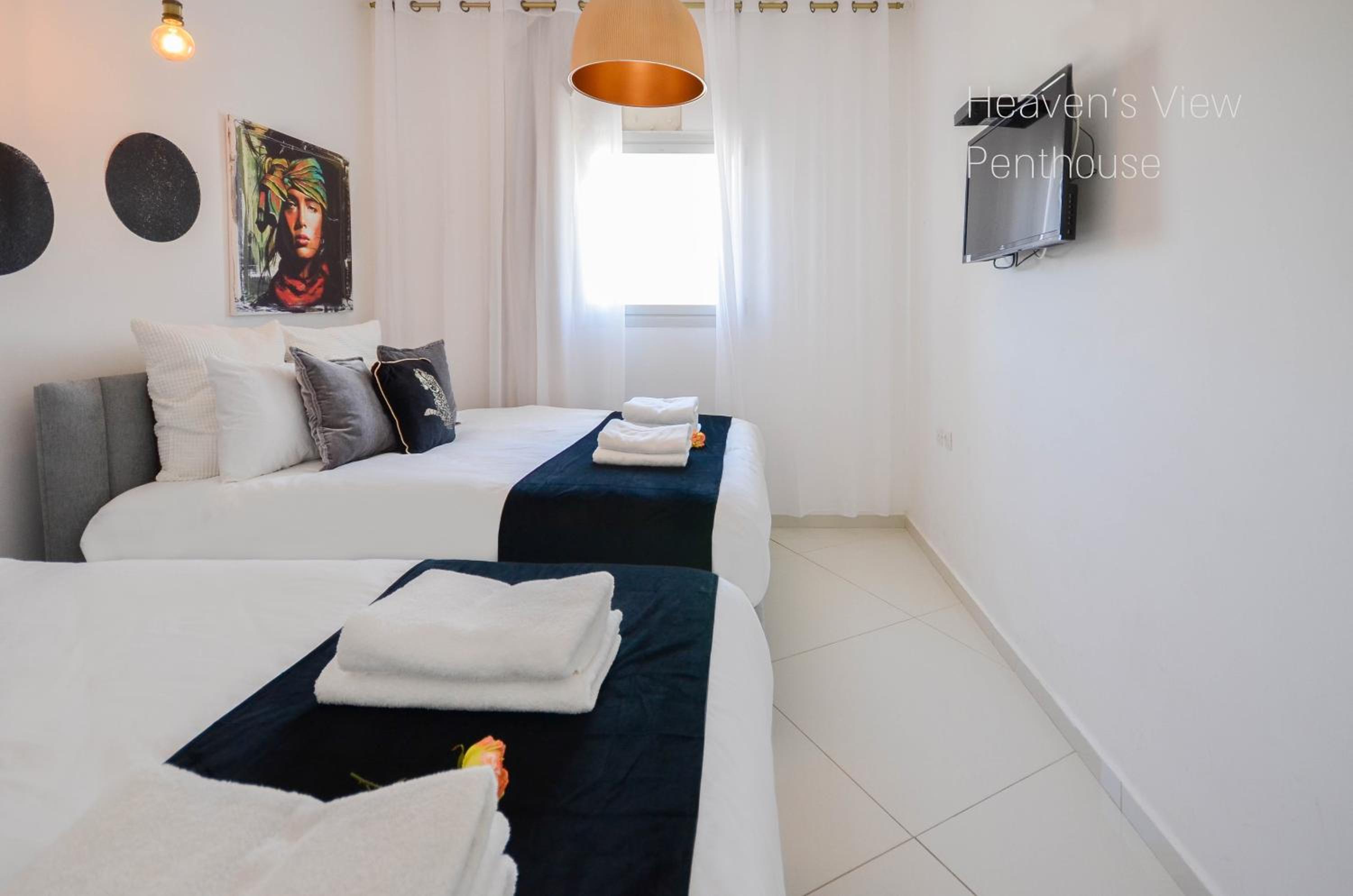 YalaRent Mountainside Penthouses with Private Pool